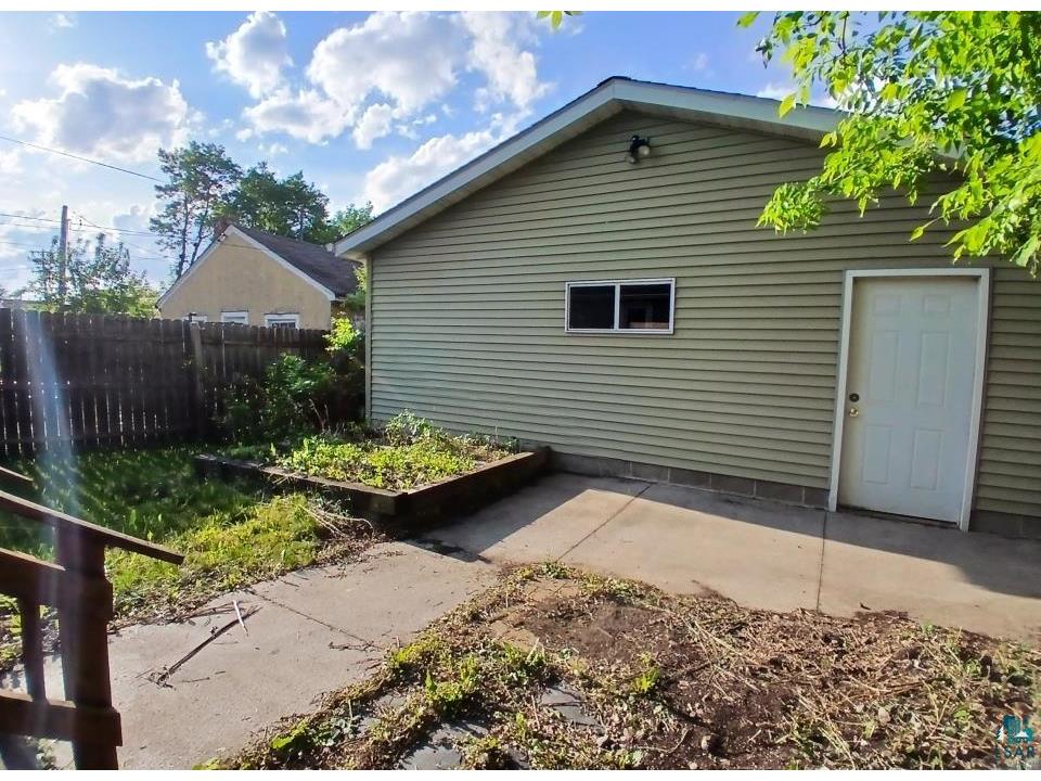 112 W 3rd Ave N Aurora MN 55705 6120281 image5