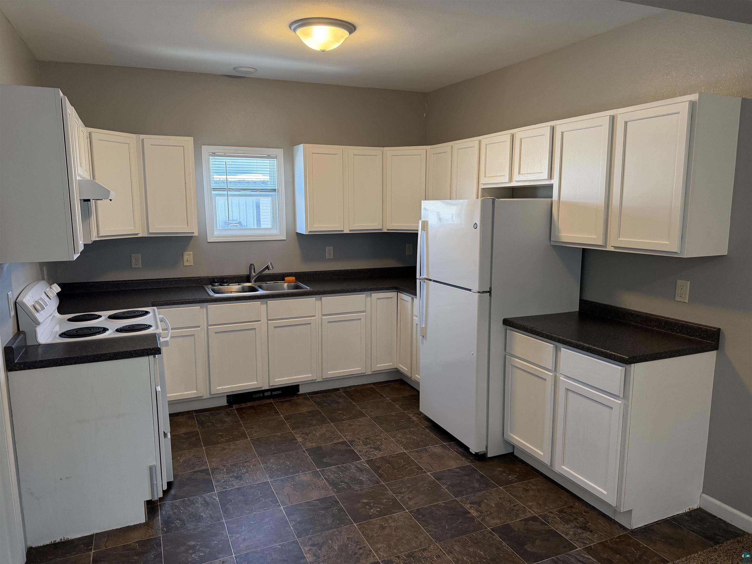 1121 N 12th St Superior WI 54880 6123984 image6