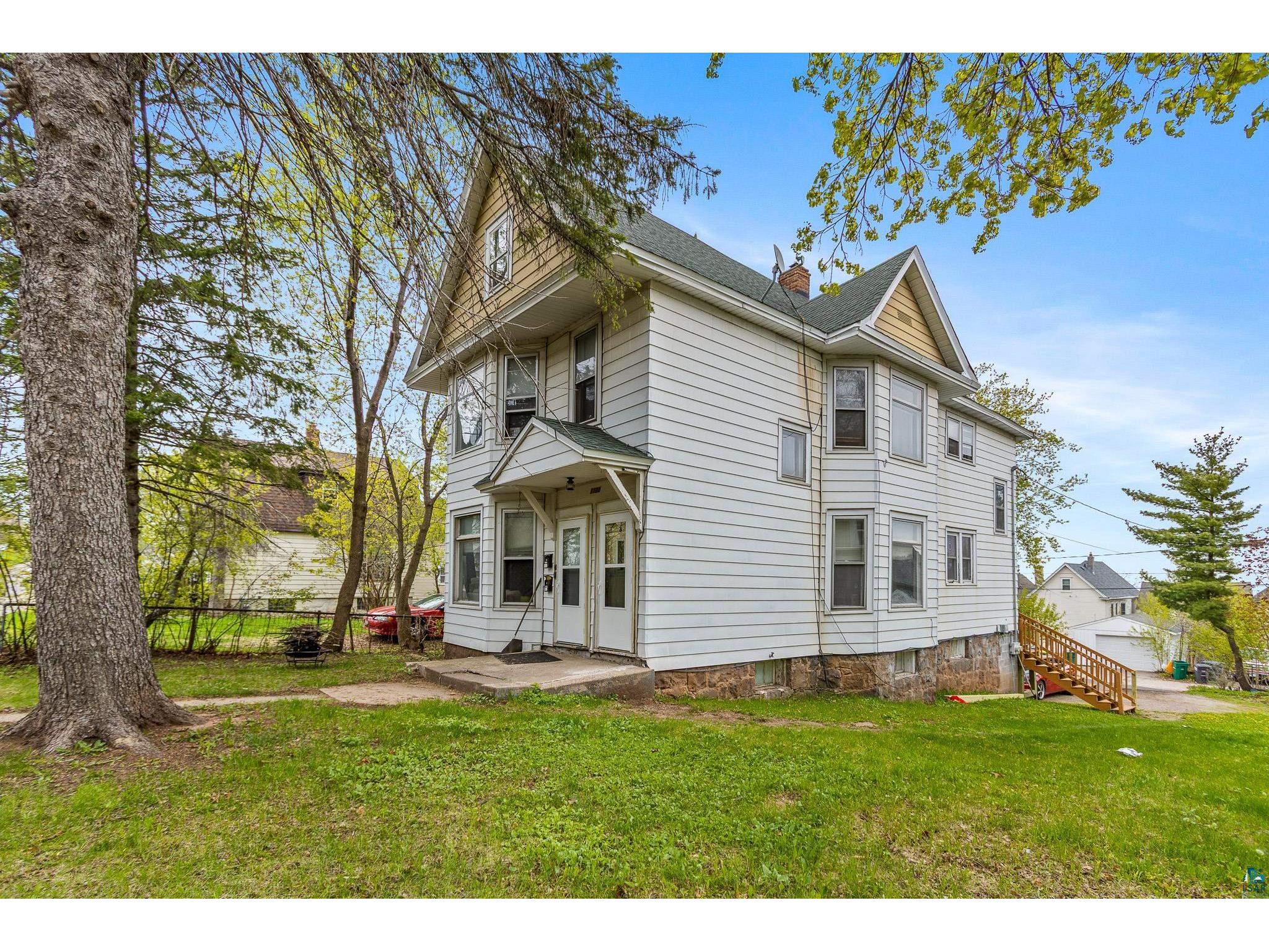 1122 E 5th St Duluth MN 55805 6125609 image1