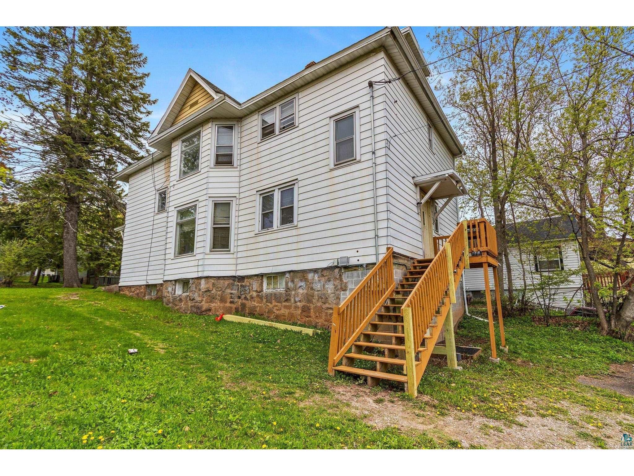 1122 E 5th St Duluth MN 55805 6125609 image3