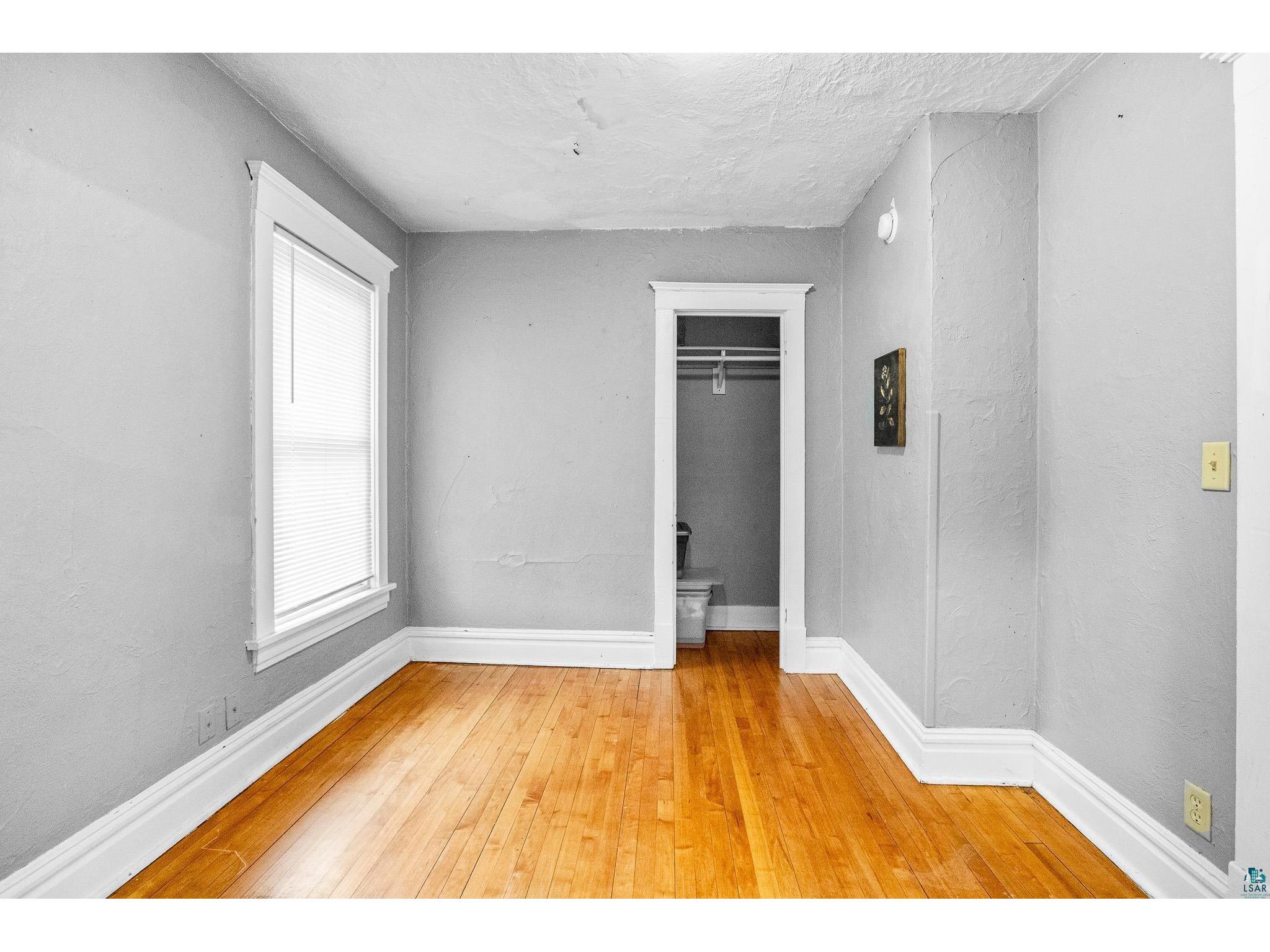 1122 E 5th St Duluth MN 55805 6125609 image30