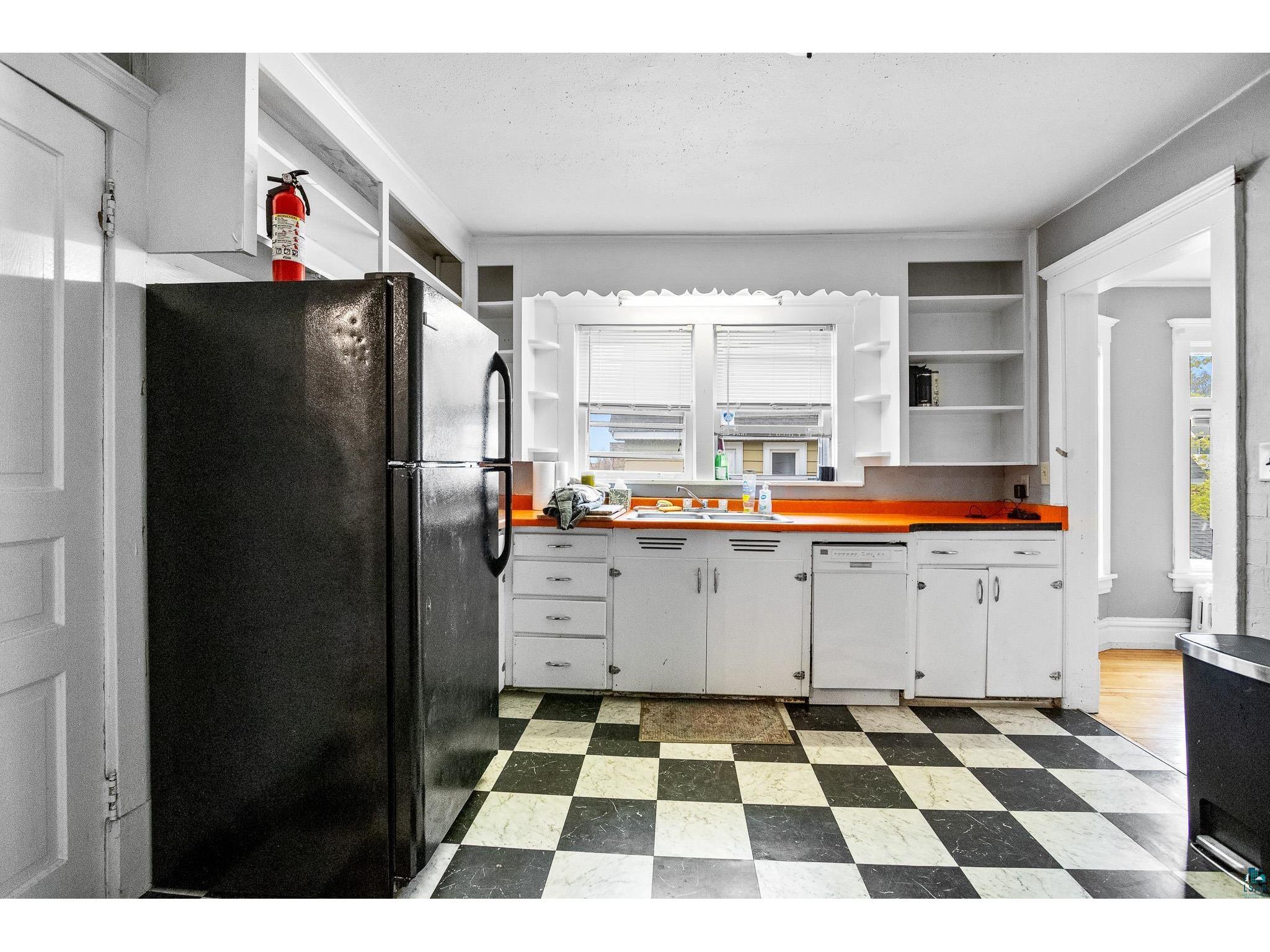 1122 E 5th St Duluth MN 55805 6125609 image31