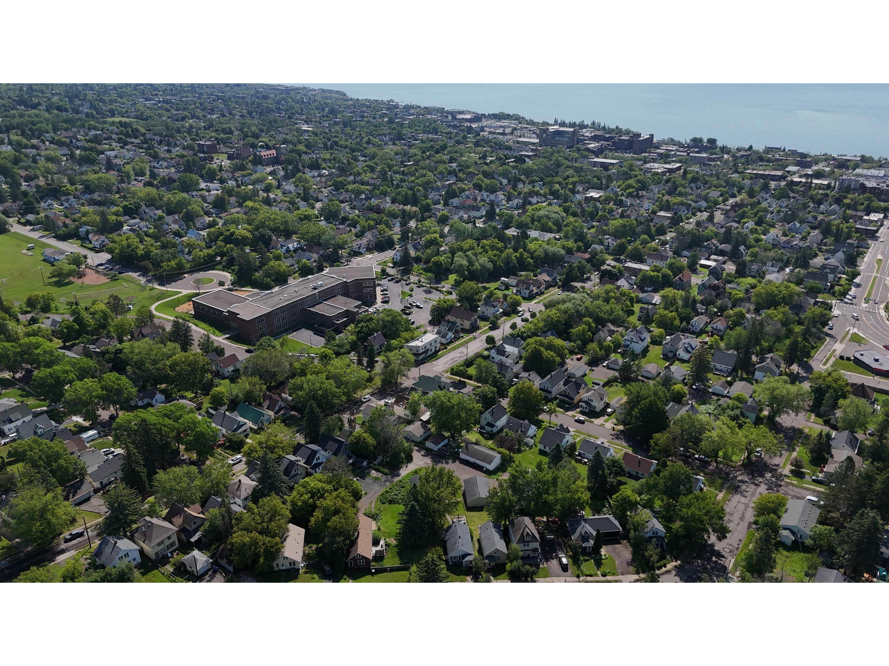 1126 N 6th Ave E Duluth MN 55805 6126433 image35
