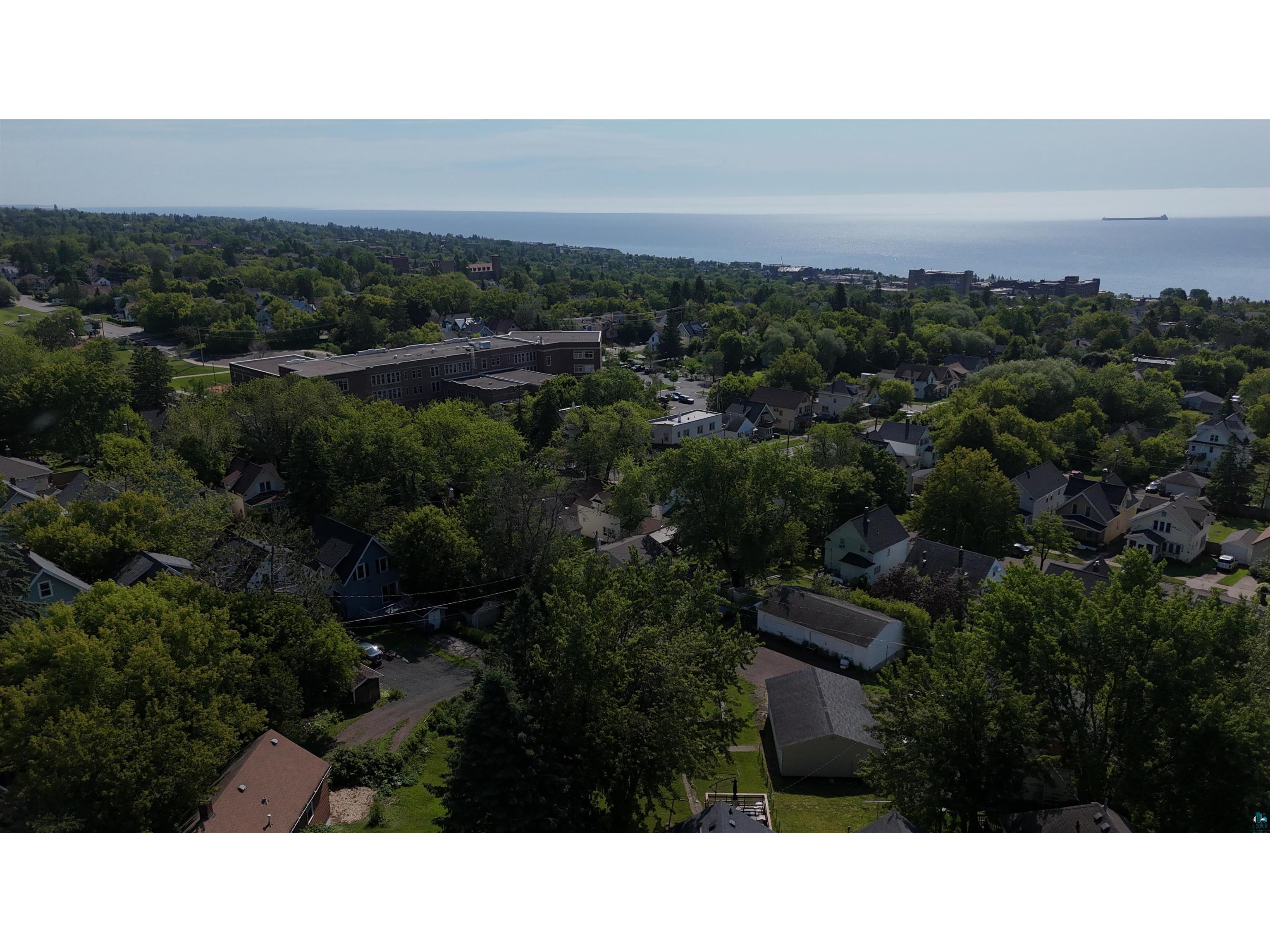1126 N 6th Ave E Duluth MN 55805 6126433 image36