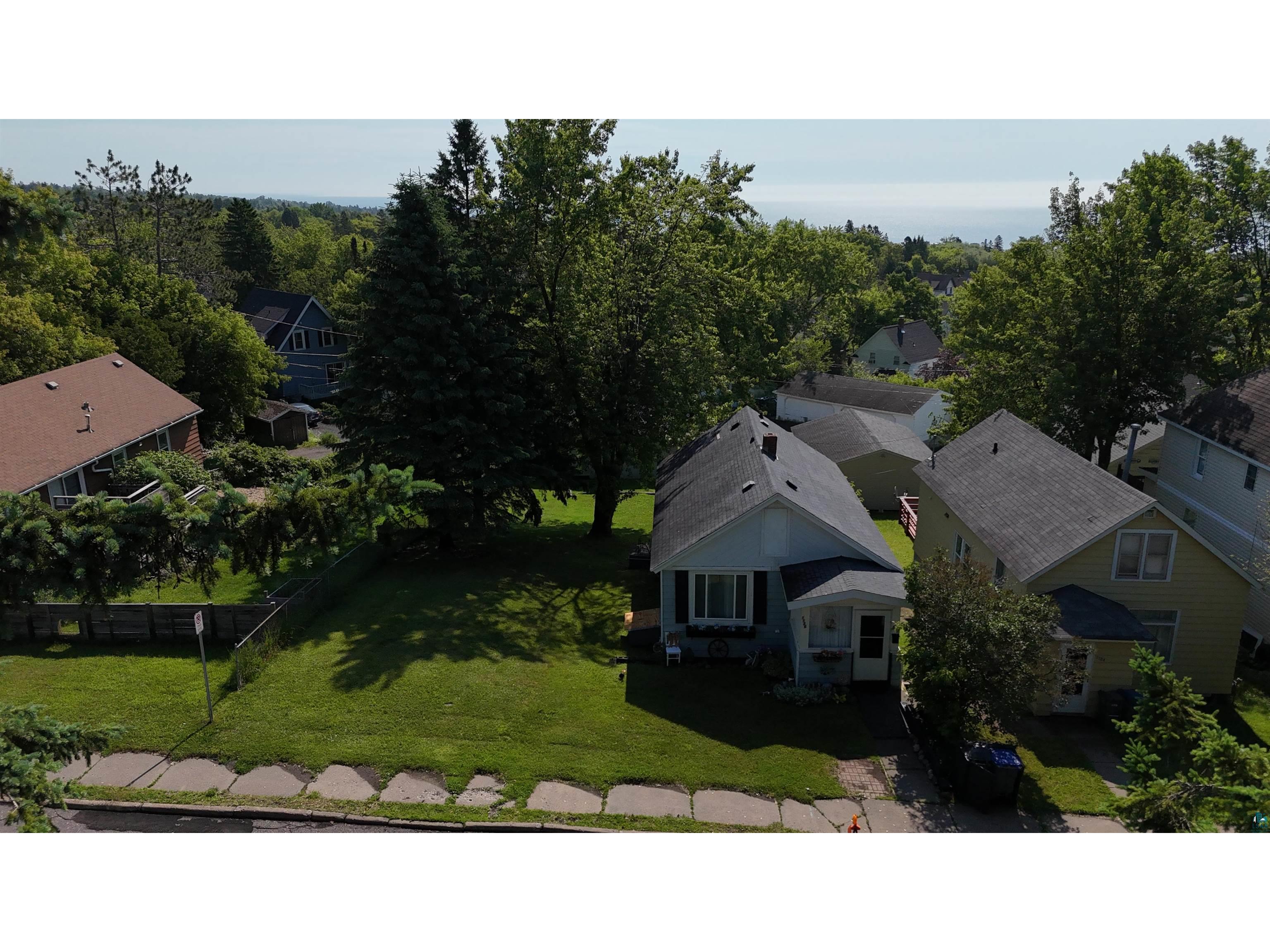 1126 N 6th Ave E Duluth MN 55805 6126433 image38