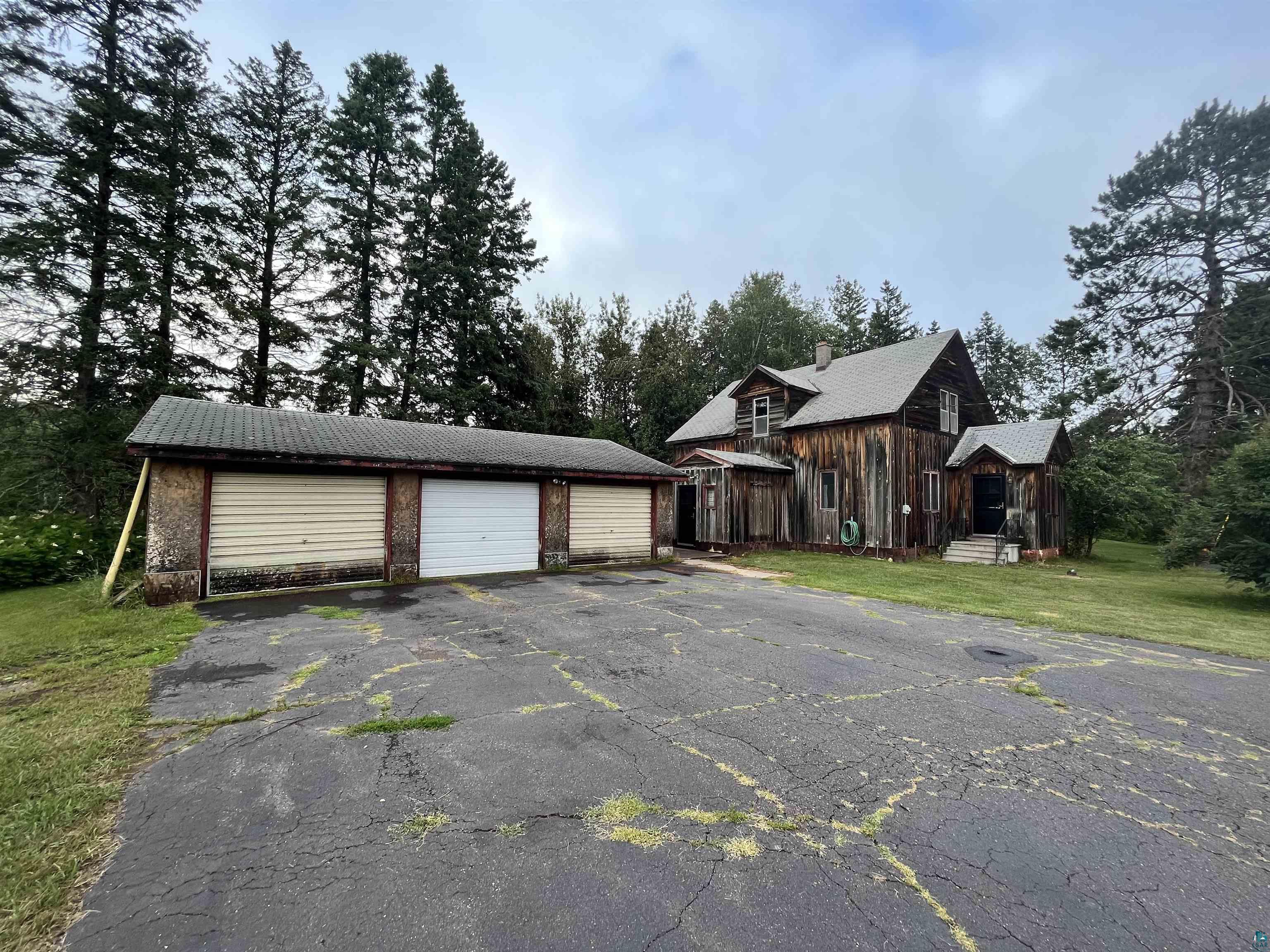 113 E Harney Rd Esko MN 55733 - Midway River 6109520 image1