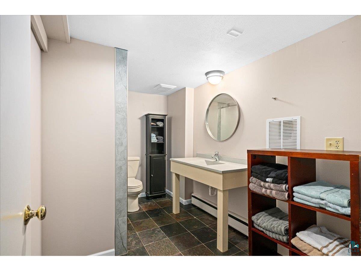 1132 Missouri Ave Duluth MN 55811 6126561 image39