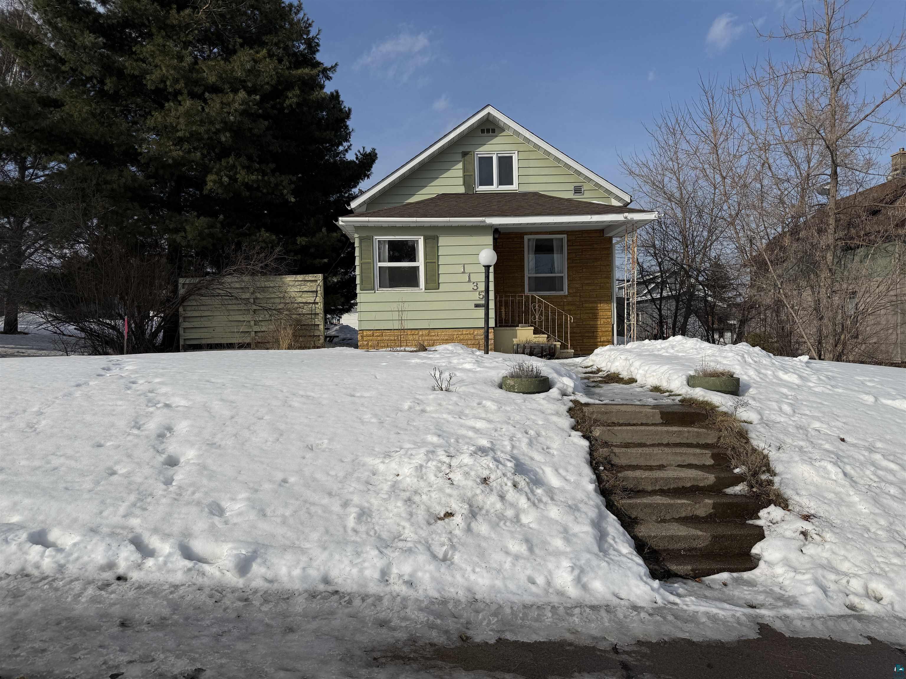 1135 E Harvey St Ely MN 55731 6124057 image1