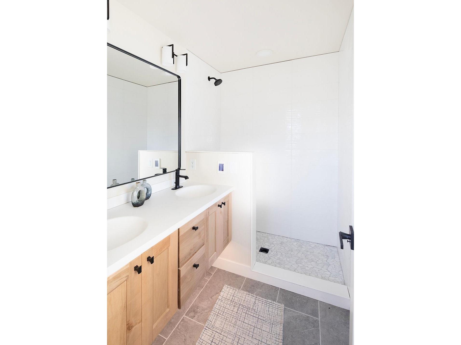 114116 E Lakeview Dr Silver Bay MN 55614 - Lake Superior 6122234 image21