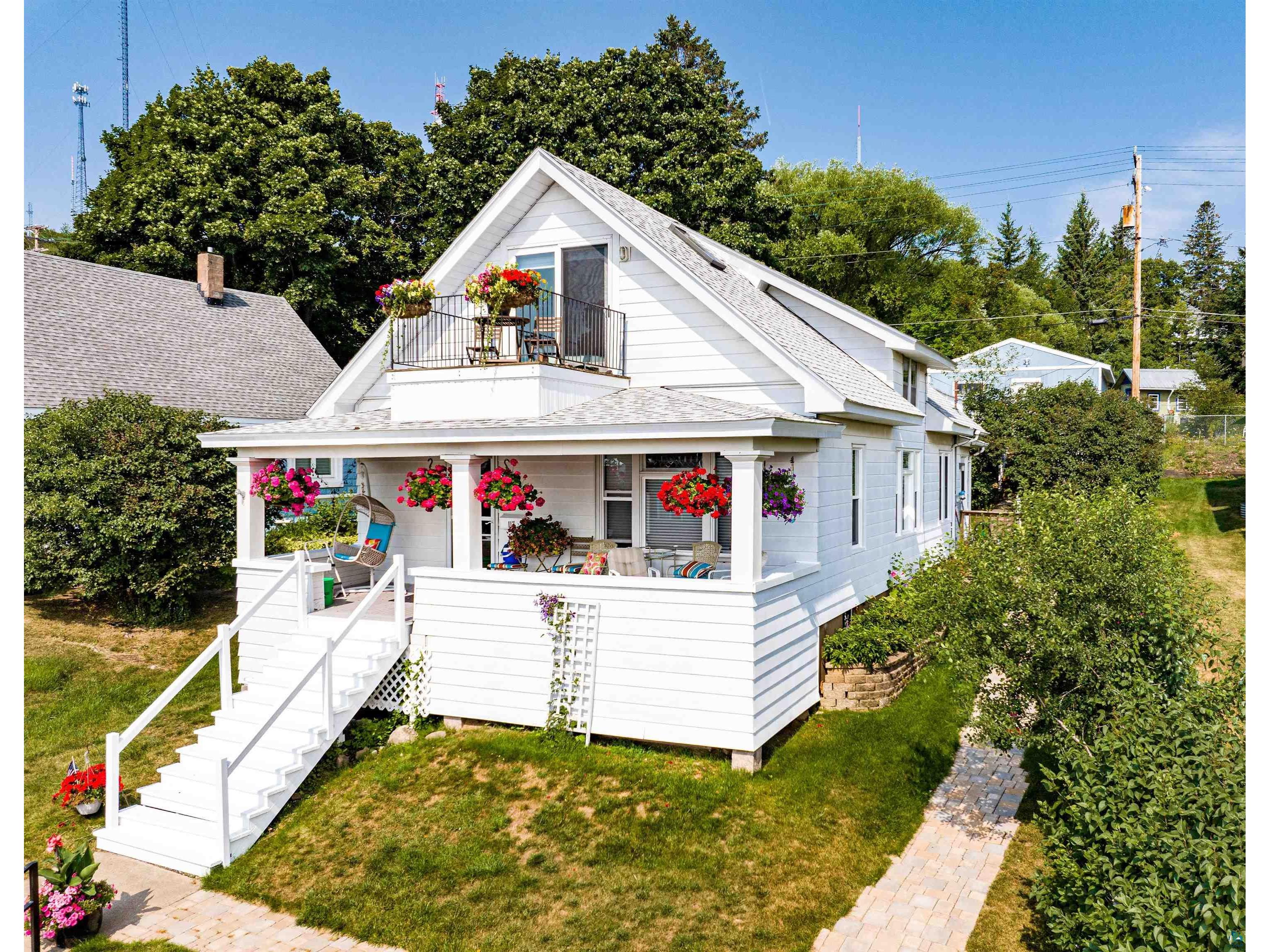 117 W 7th St Duluth MN 55806 6109885 image1