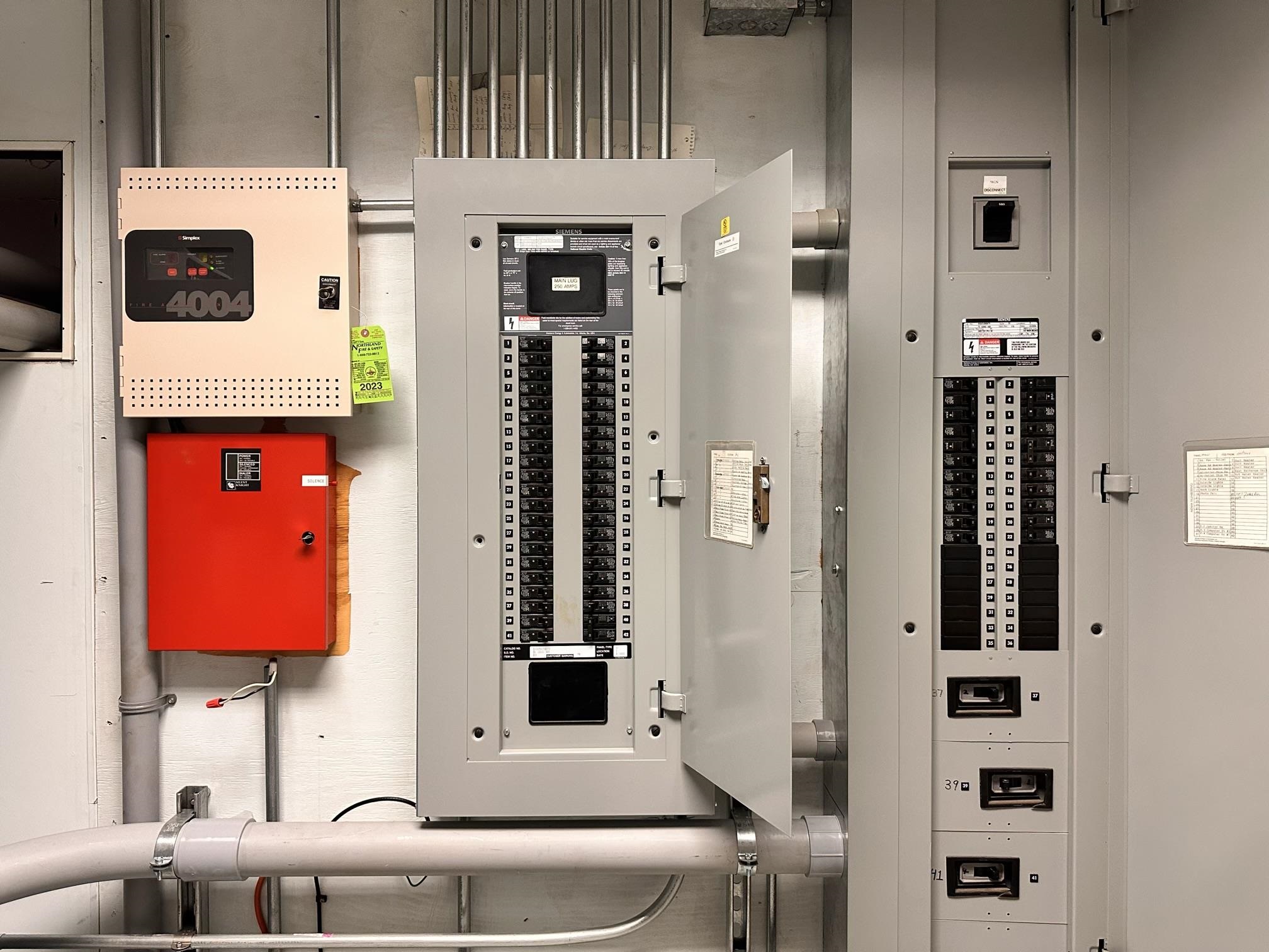 118 E 3rd St Ashland WI 54806 6122596 image18