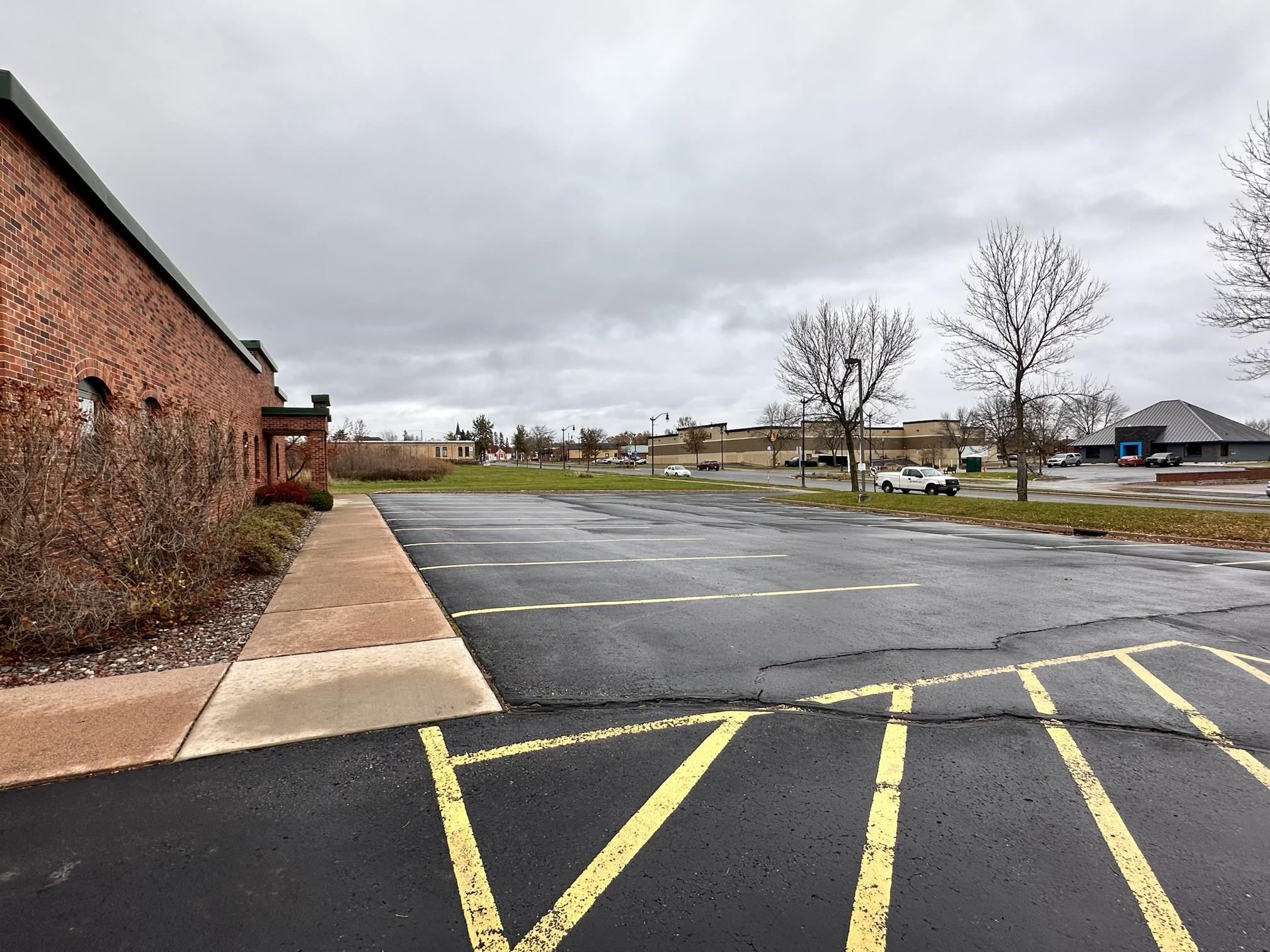 118 E 3rd St Ashland WI 54806 6122596 image29