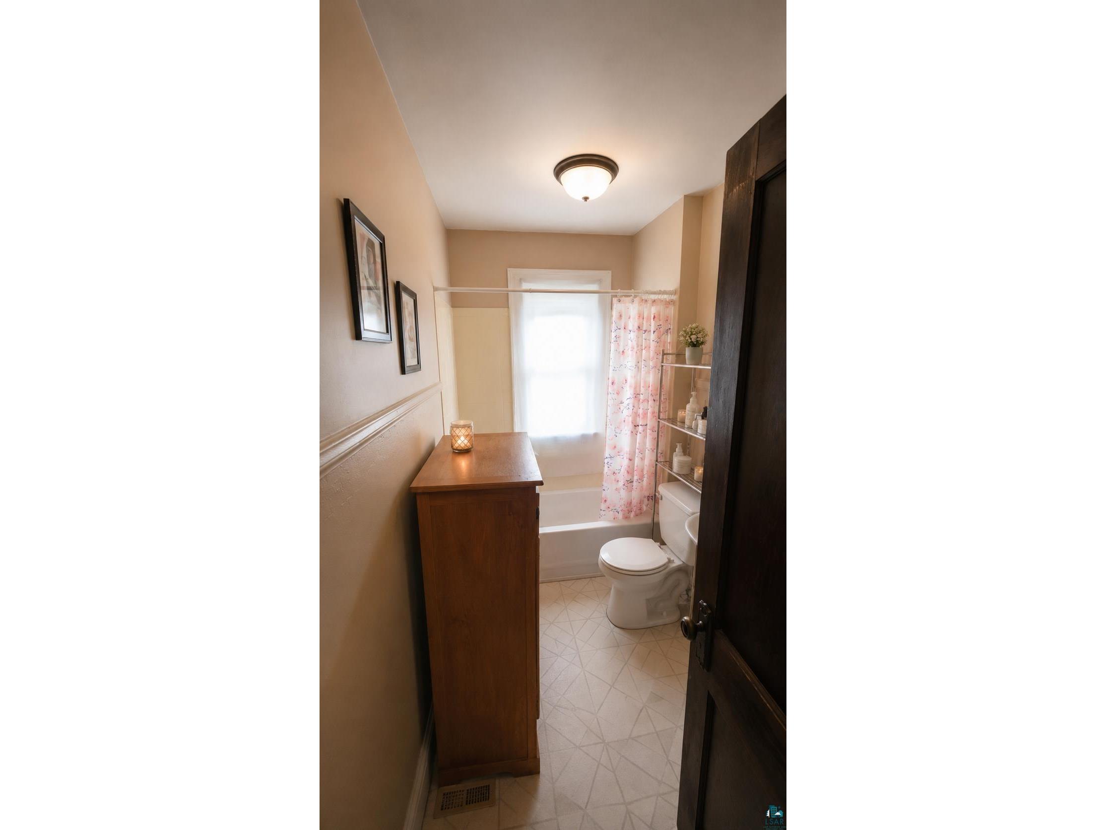 118 N 23rd Ave W Duluth MN 55806 6125088 image8