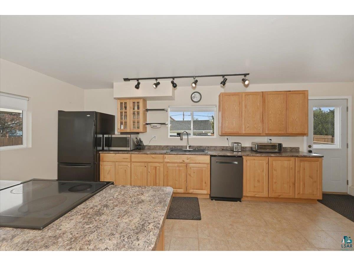 11c Hayes Ct Superior WI 54880 6125745 image16