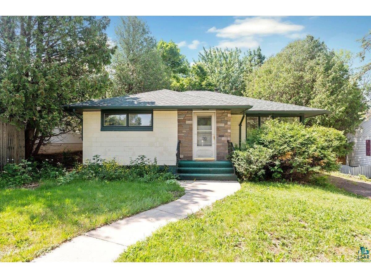 12 W Owatonna St Duluth MN 55803 6109139 image1