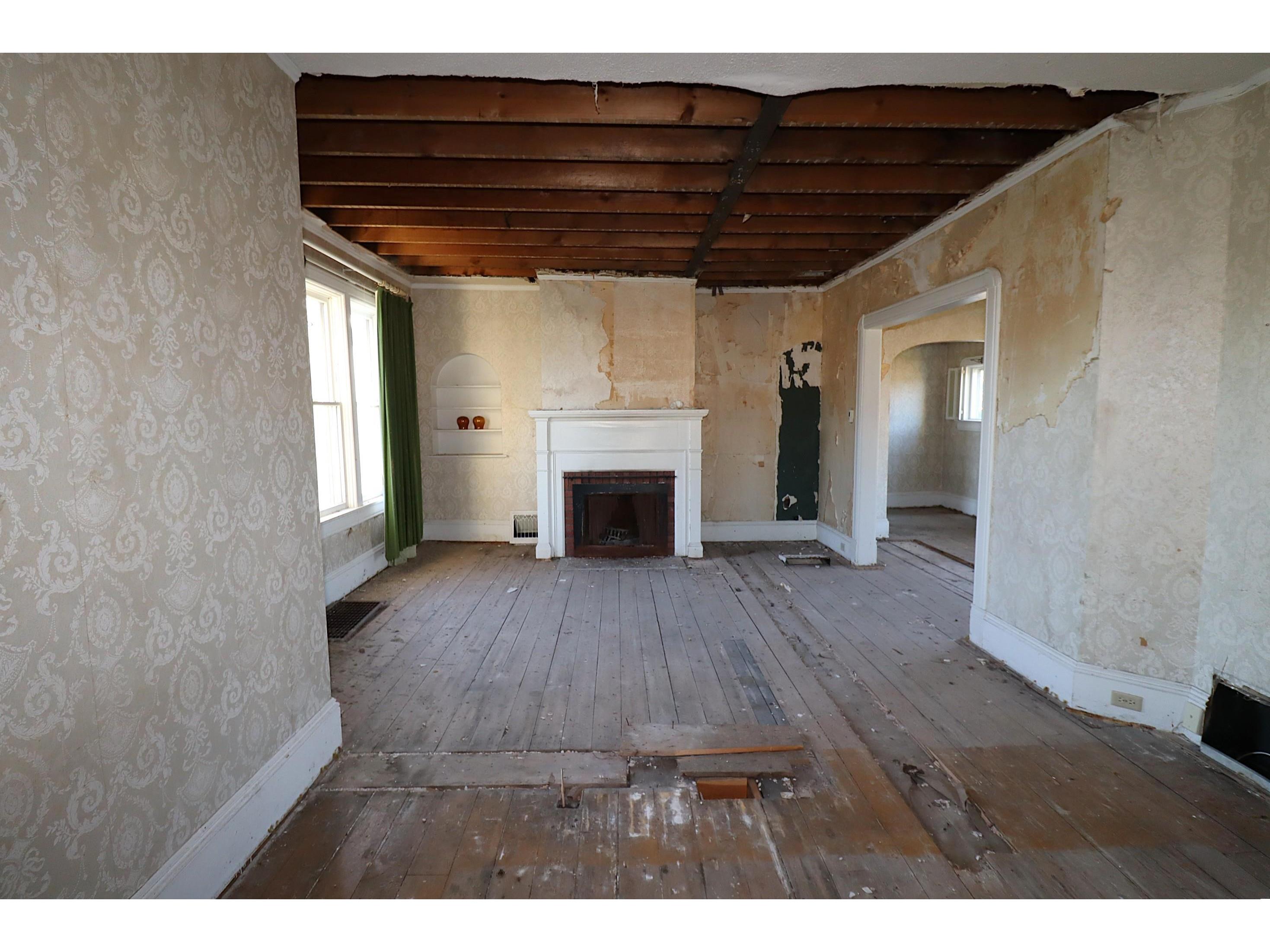 1201 9th Ave W Ashland WI 54806 6122996 image11