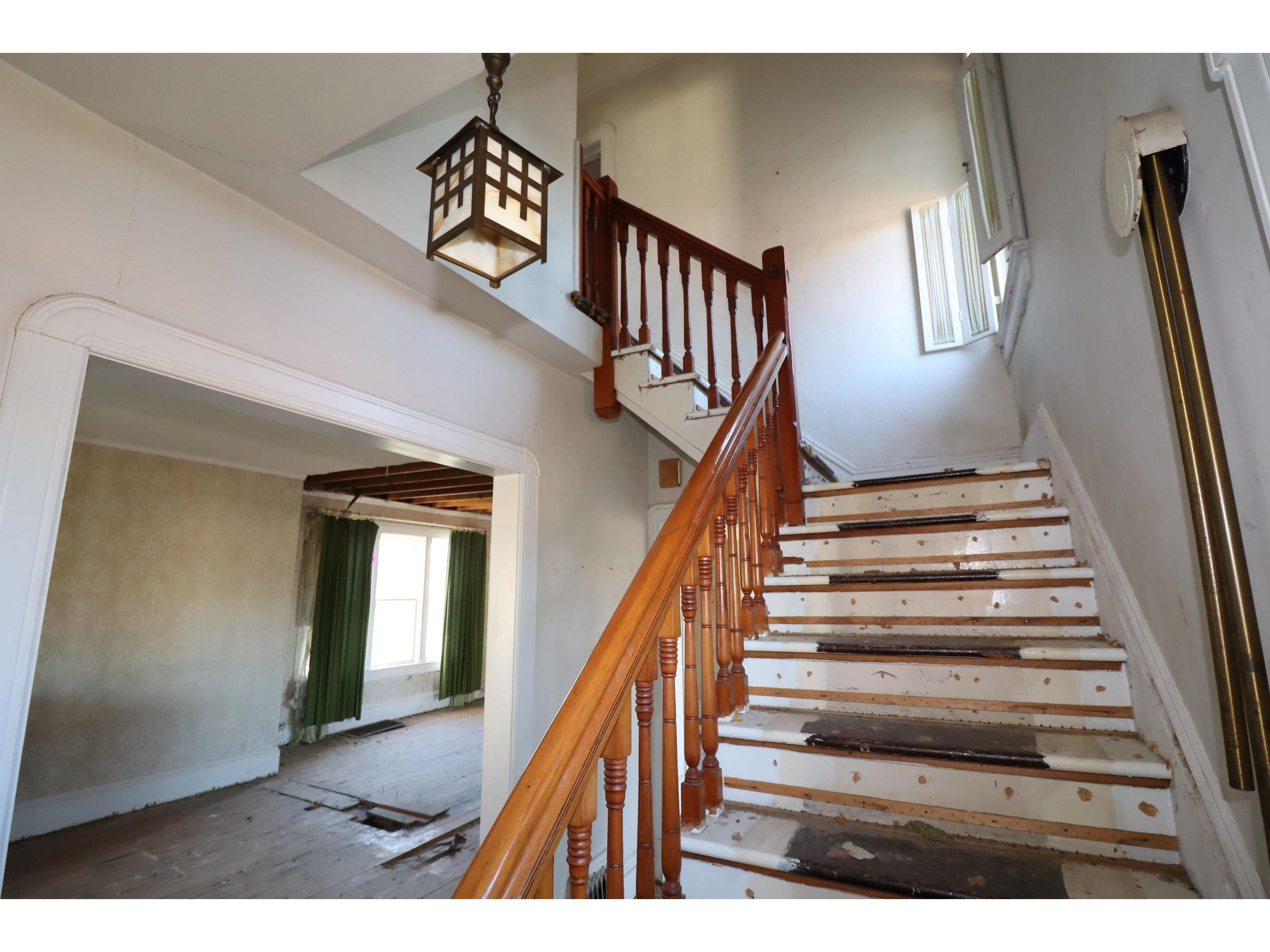 1201 9th Ave W Ashland WI 54806 6122996 image17