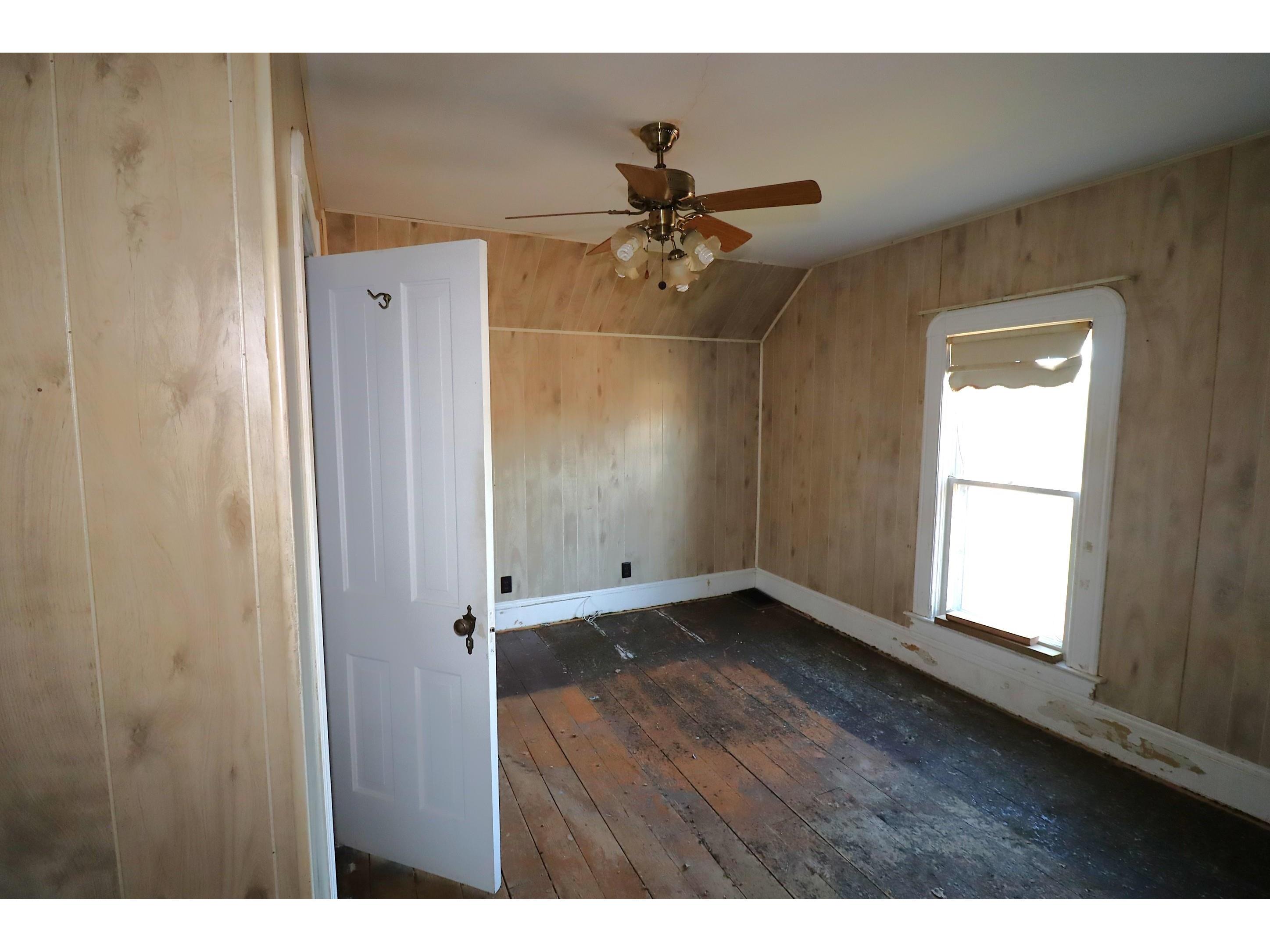 1201 9th Ave W Ashland WI 54806 6122996 image27