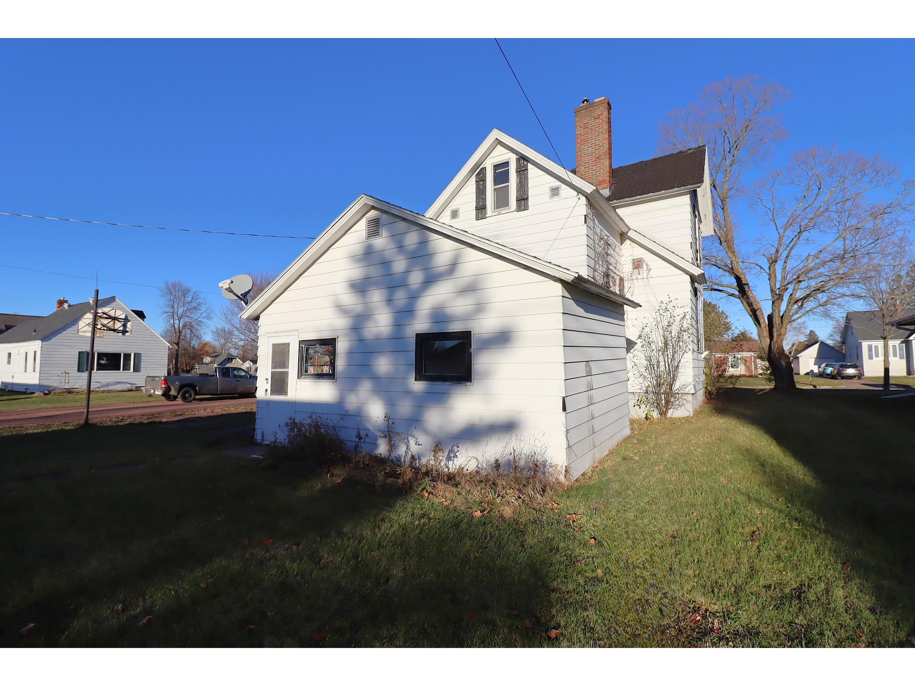 1201 9th Ave W Ashland WI 54806 6122996 image8