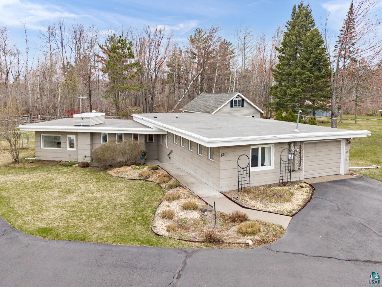 1201 Anderson Rd Duluth MN 55811 6125075 image1
