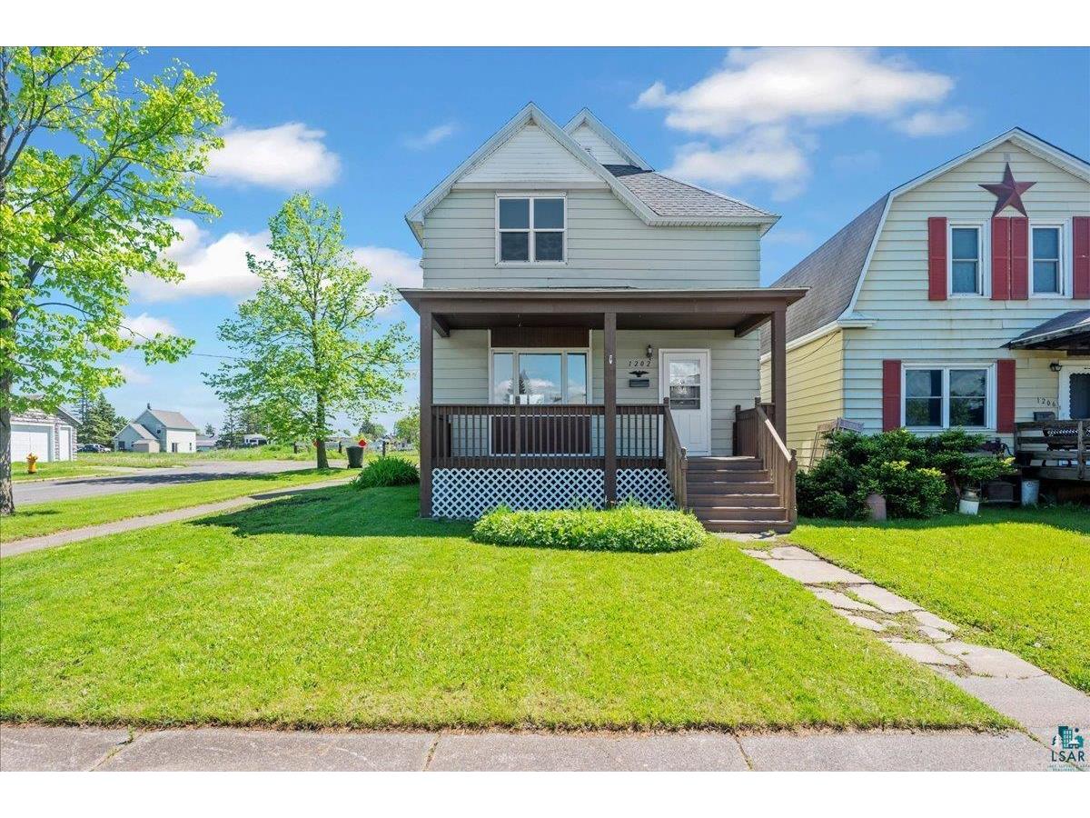 1202 N 8th St Superior WI 54880 6114062 image1