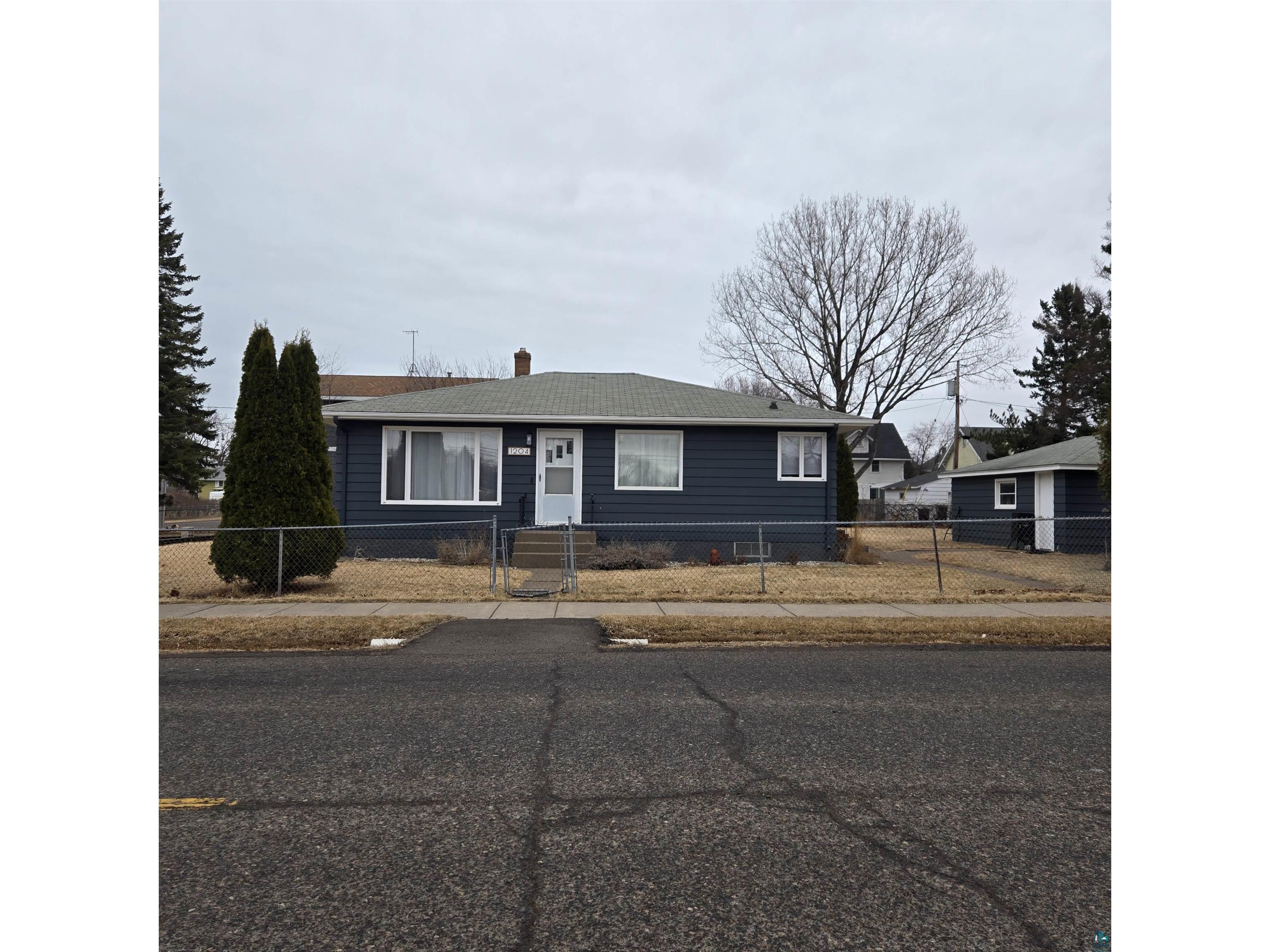 1204 Catlin Ave Superior WI 54880 6118392 image1