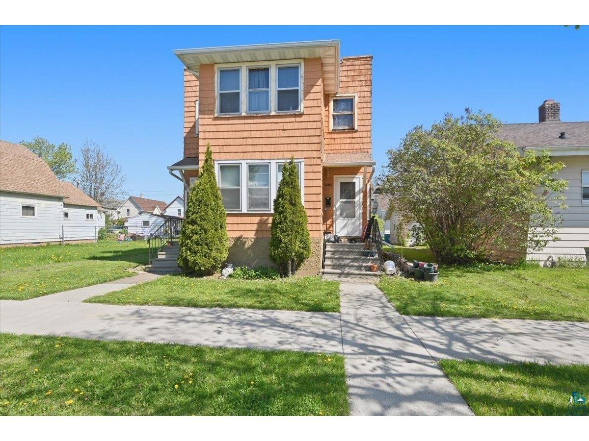 1205 Harrison St Superior WI 54880 6125931 image2