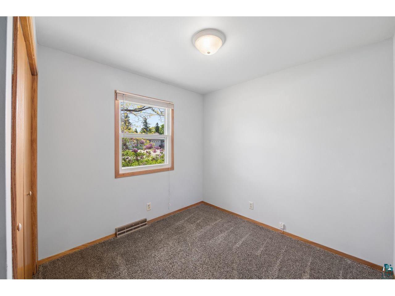 1205 W 13th St Ashland WI 54806 6125747 image10