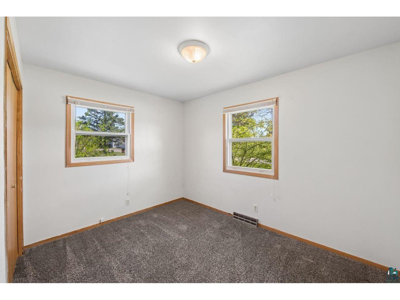 1205 W 13th St Ashland WI 54806 6125747 image9