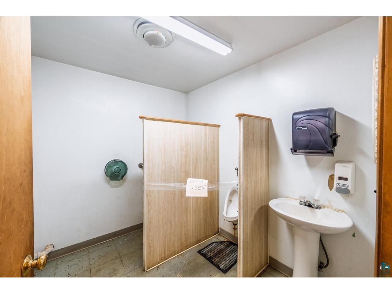 1206 E 25th St Hibbing MN 55746 6125730 image11