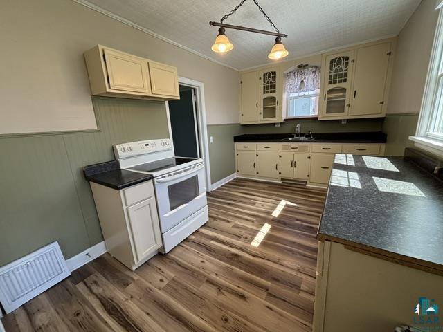 1208 12th Ave E Hibbing MN 55746 6126656 image5