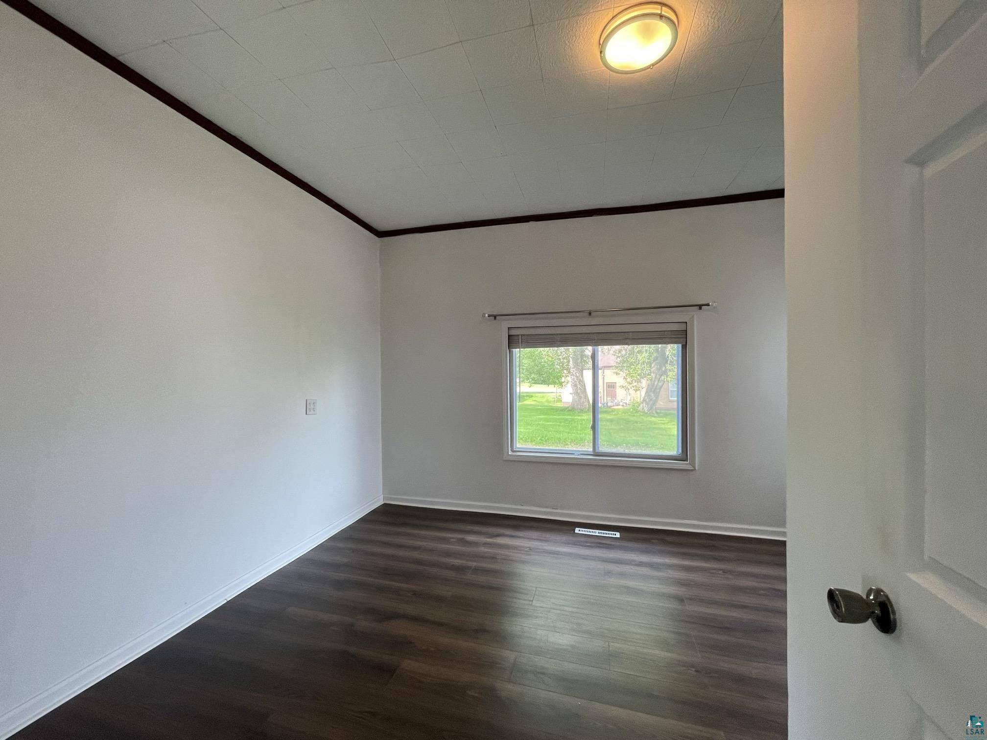 1208 Main St W Ashland WI 54806 6125166 image11