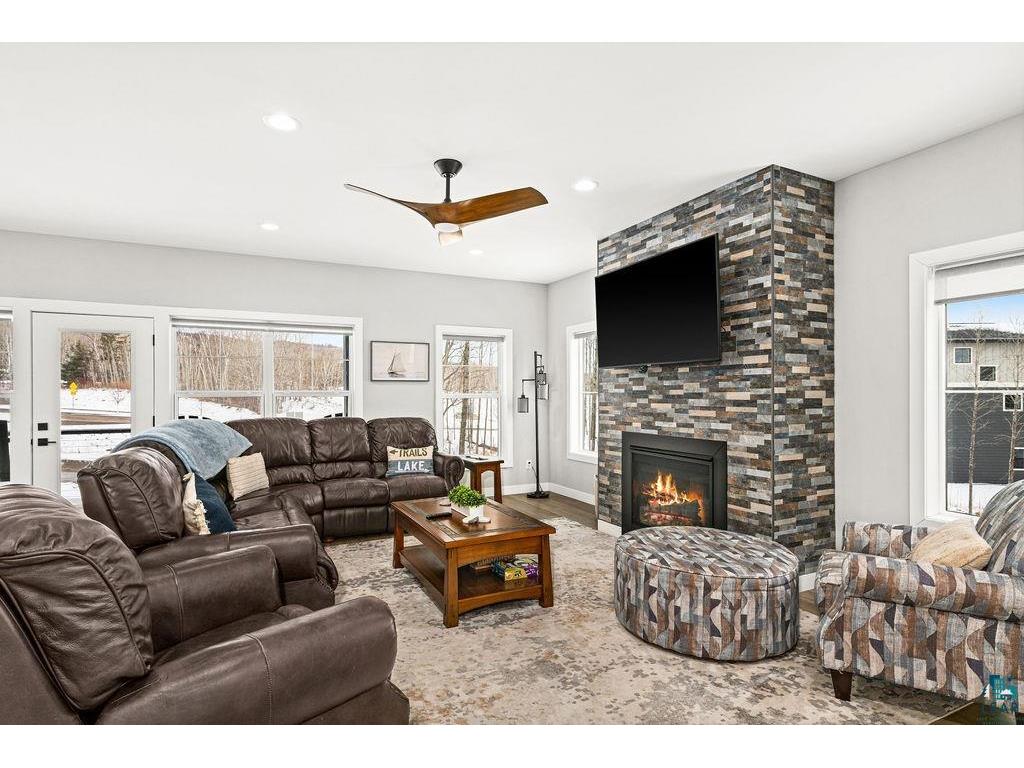 121 Kayak View Ct Duluth MN 55807 6124039 image2