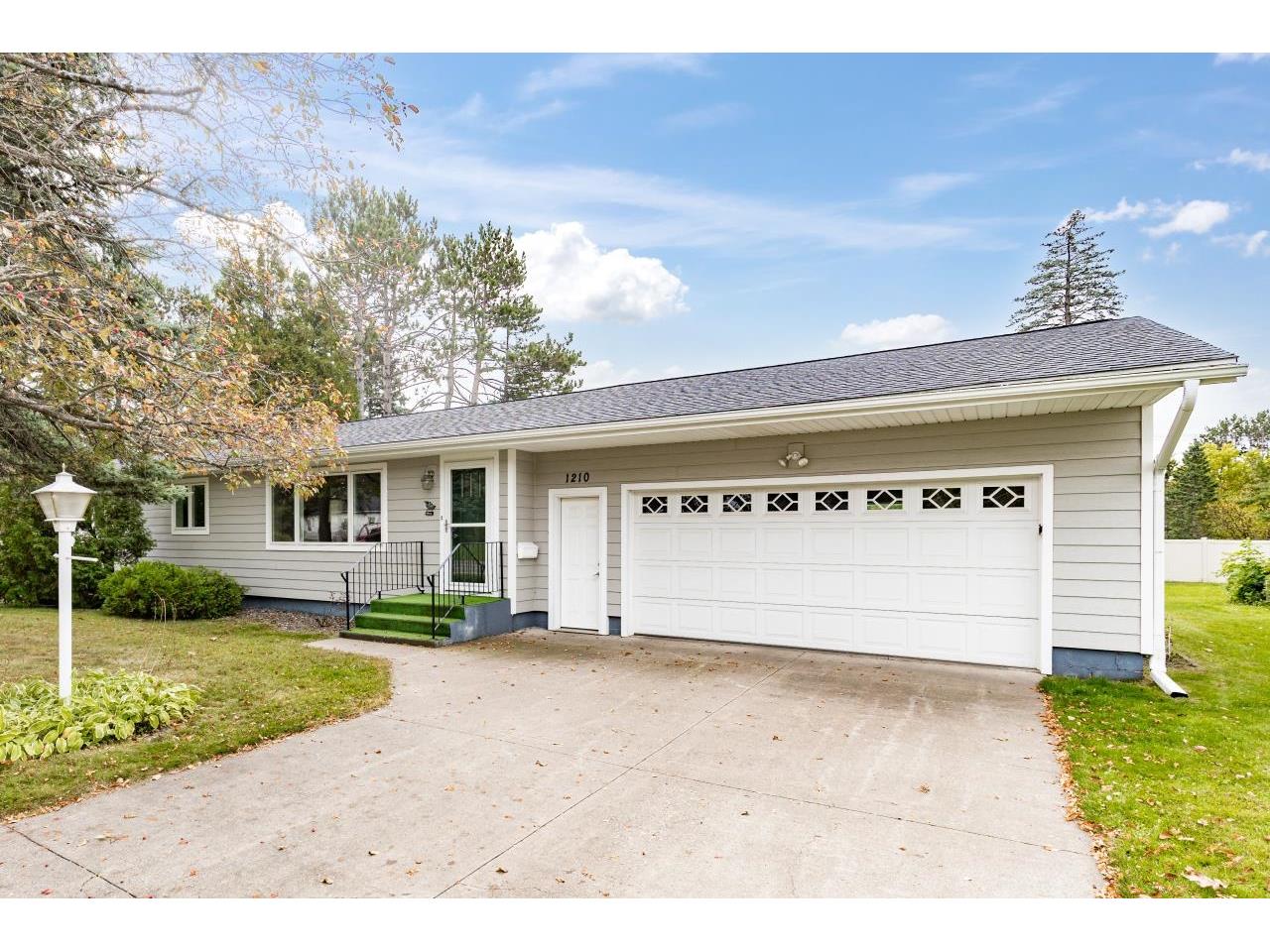 1210 Doddridge Ave Cloquet MN 55720 6122200 image1