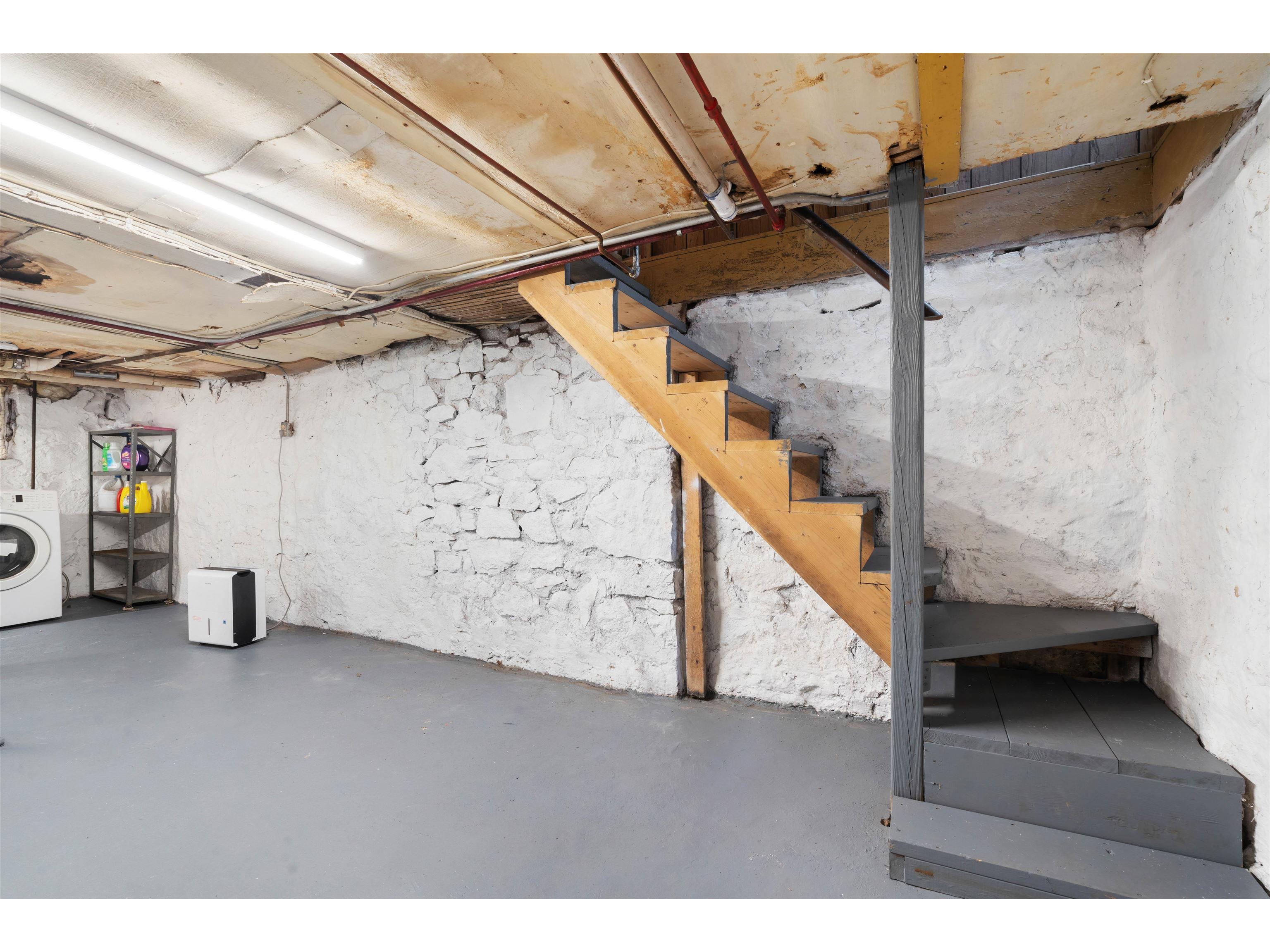 1211 E 1st St Duluth MN 55805 6122443 image23