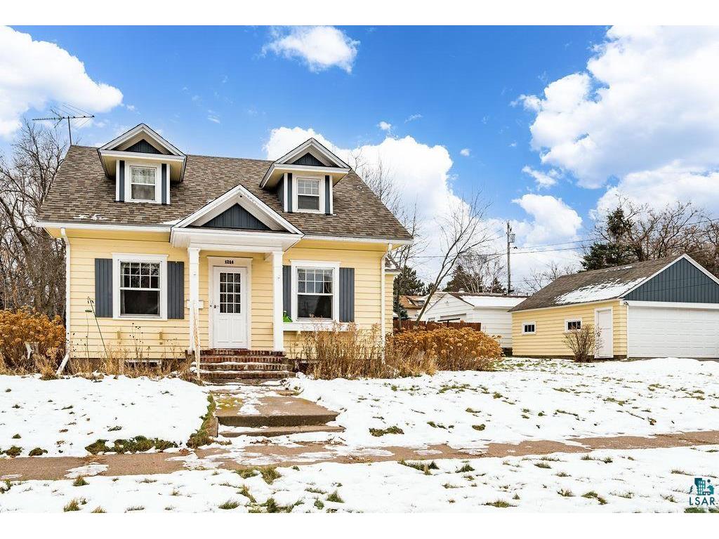 1214 Ave F, Cloquet, MN 55720 MLS 6106432 Edina Realty