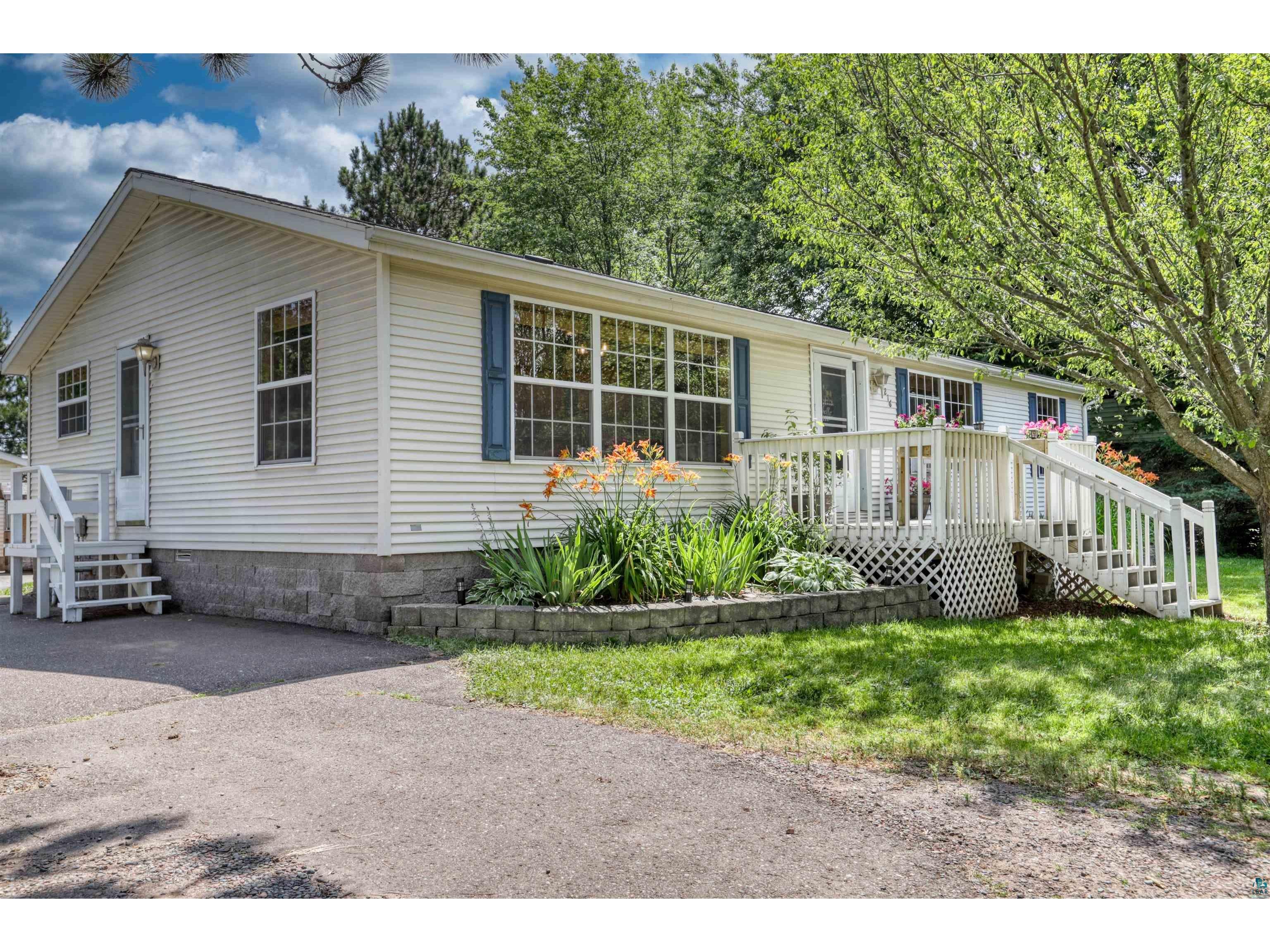 1216 14th St Cloquet MN 55720 6115270 image1