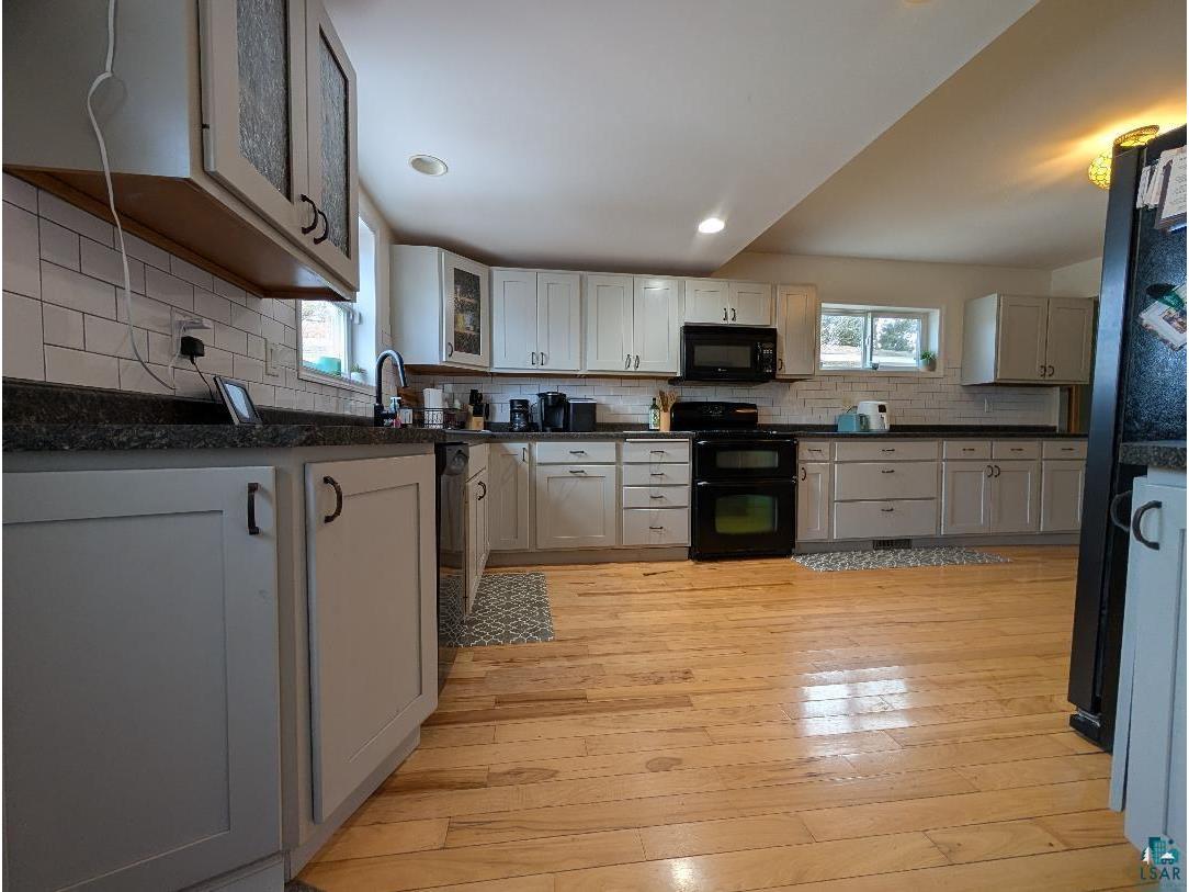 1216 MacArthur Ave Ashland WI 54806 6124219 image26