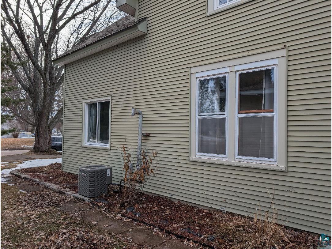 1216 MacArthur Ave Ashland WI 54806 6124219 image4