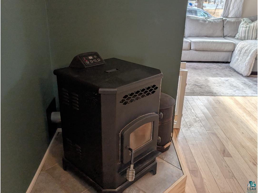 1216 MacArthur Ave Ashland WI 54806 6124219 image49