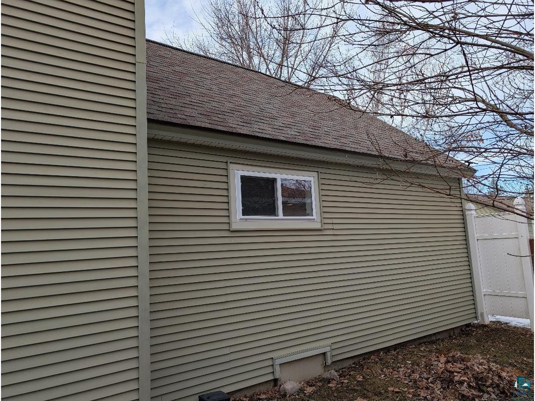 1216 MacArthur Ave Ashland WI 54806 6124219 image5