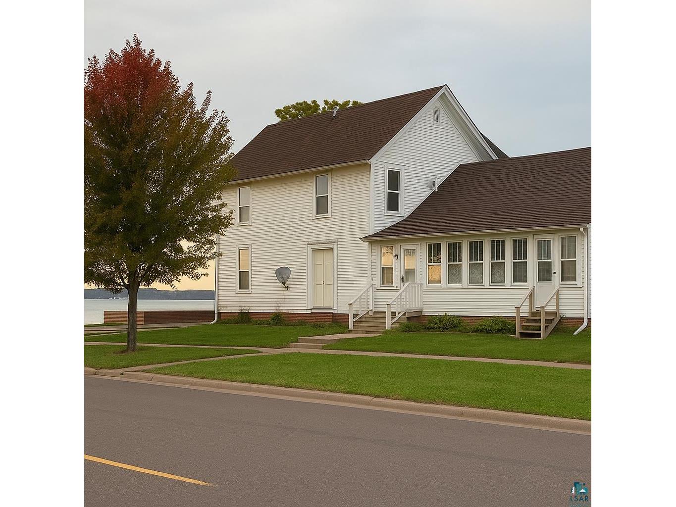 1218 & 1222 Lake Shore Dr W Ashland WI 54806 6124347 image3