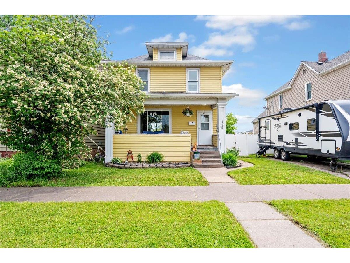 1220 Birch Ave Superior WI 54880 6120097 image1