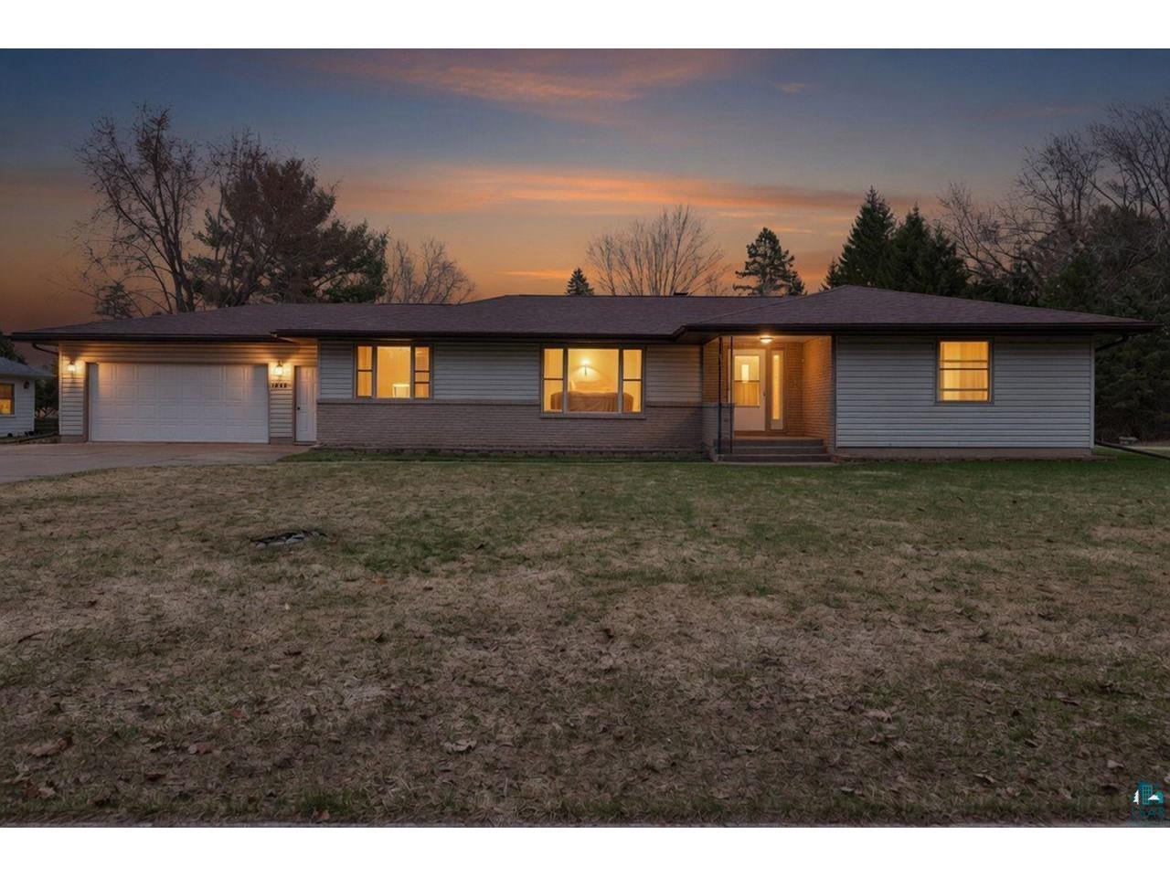 1220 Vaughn Ave Ashland WI 54806 6124597 image1