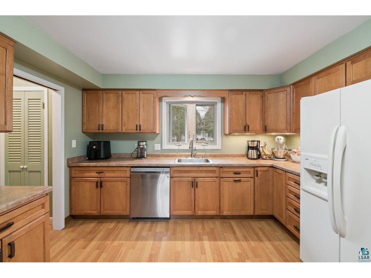 1220 Vaughn Ave Ashland WI 54806 6124597 image3