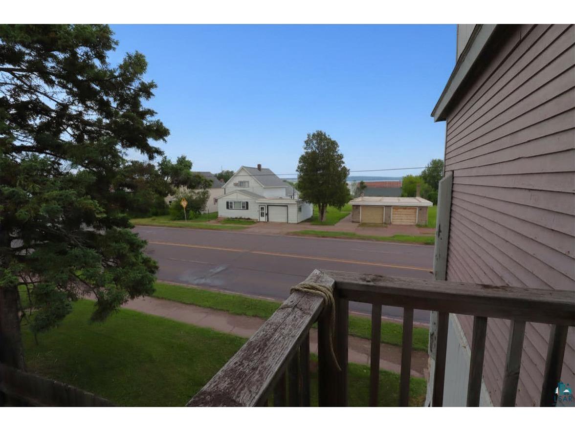 1222 Lake Shore Dr E Ashland WI 54806 6126111 image10