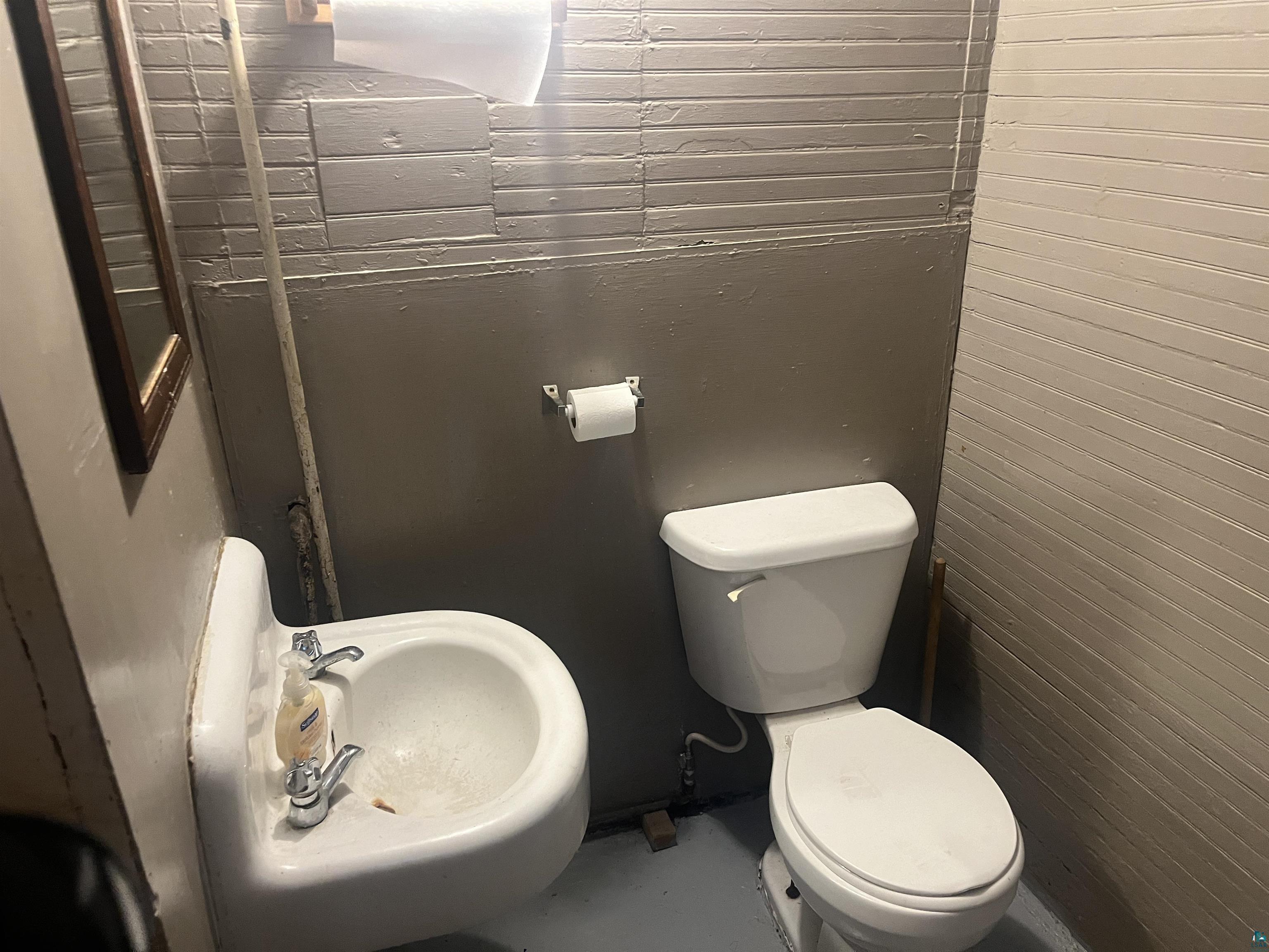 1222 Lakeshore Drive East Ashland WI 54806 6118465 image11