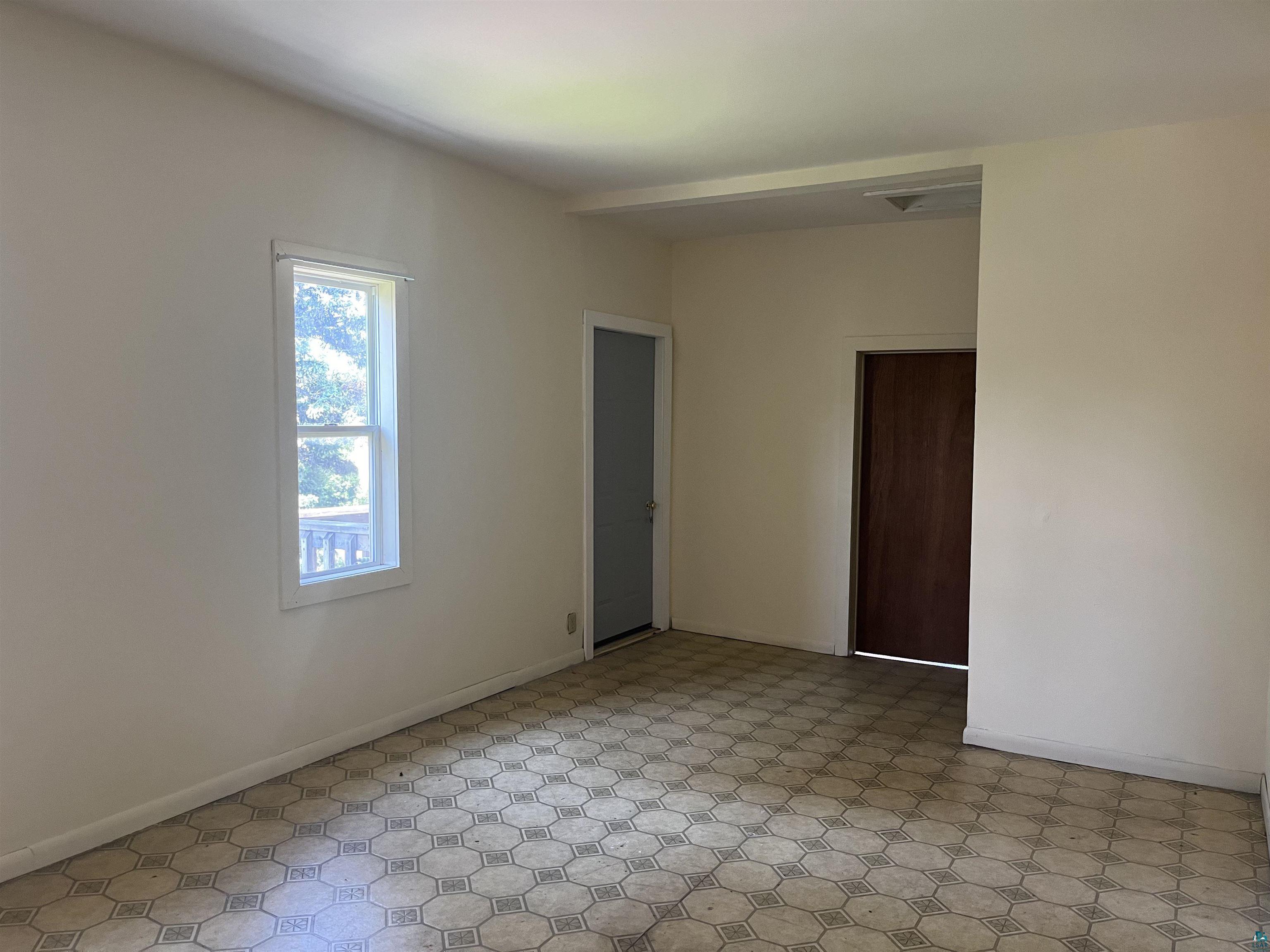 1222 Lakeshore Drive East Ashland WI 54806 6124320 image14