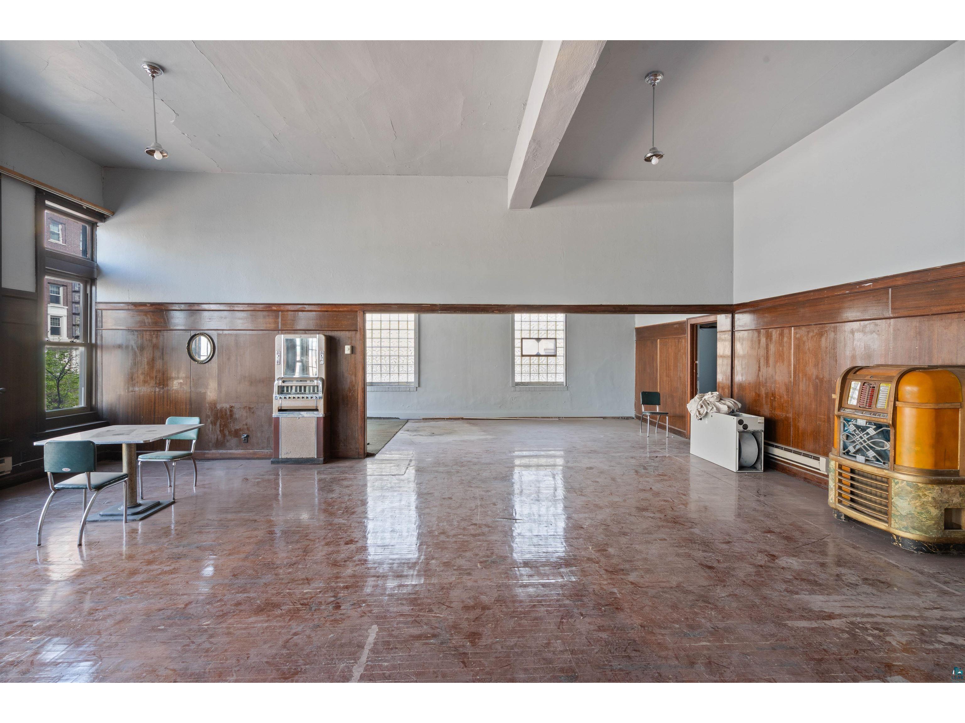 1222 Tower Ave Superior WI 54880 6125900 image30