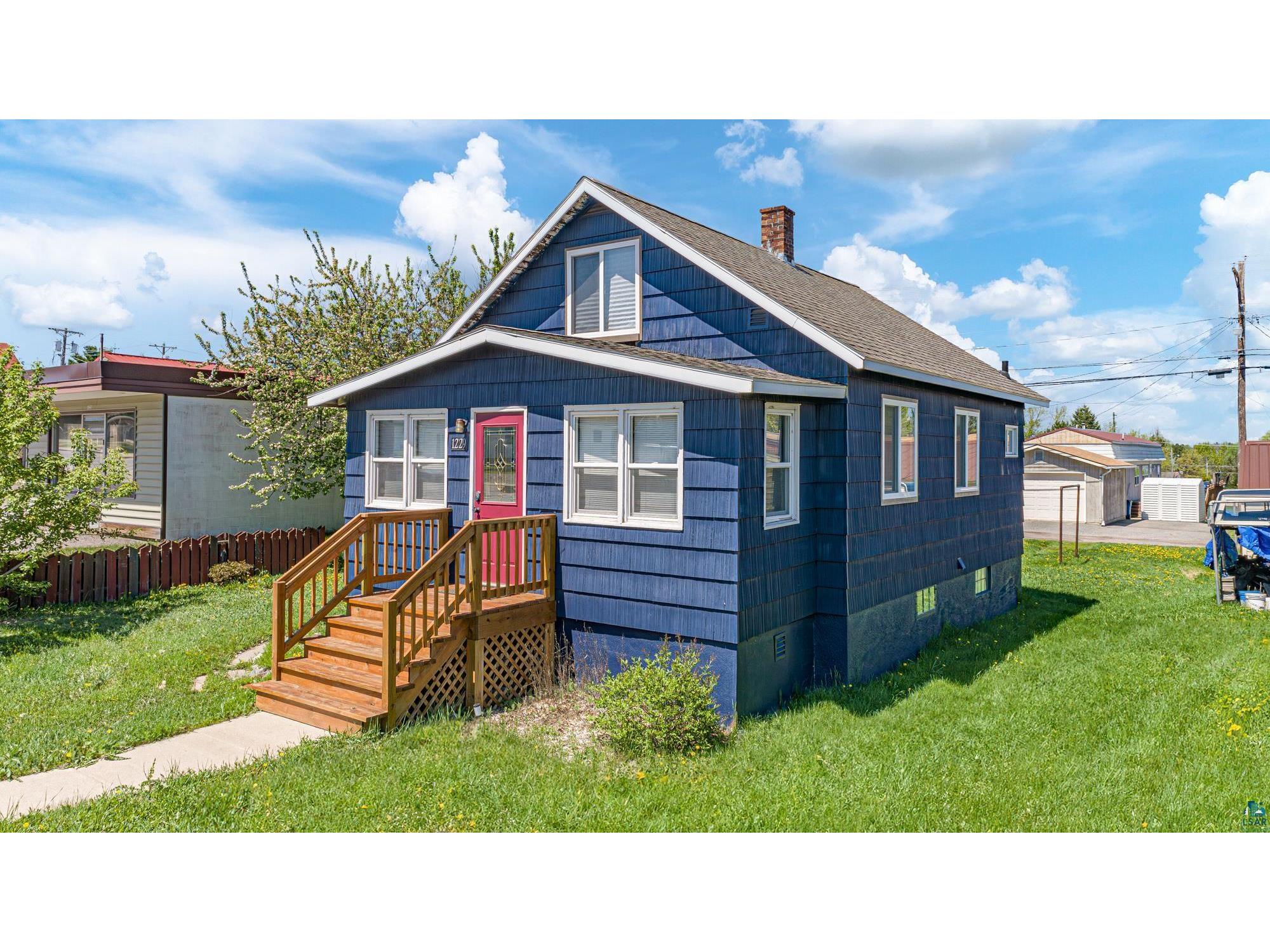 1229 E Sheridan St Ely MN 55731 6124367 image1